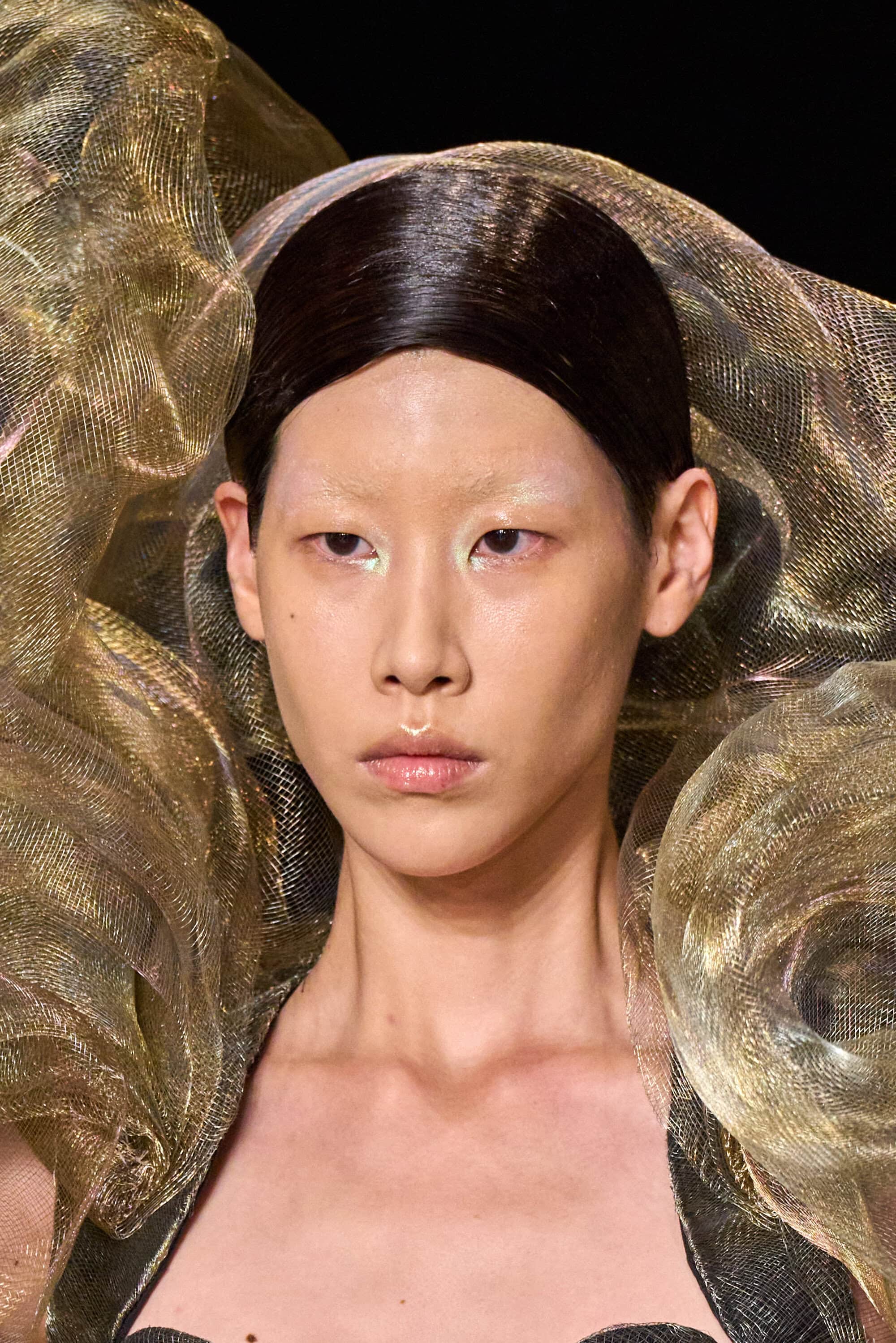 Iris Van Herpen Spring 2026 Couture Fashion Show Details