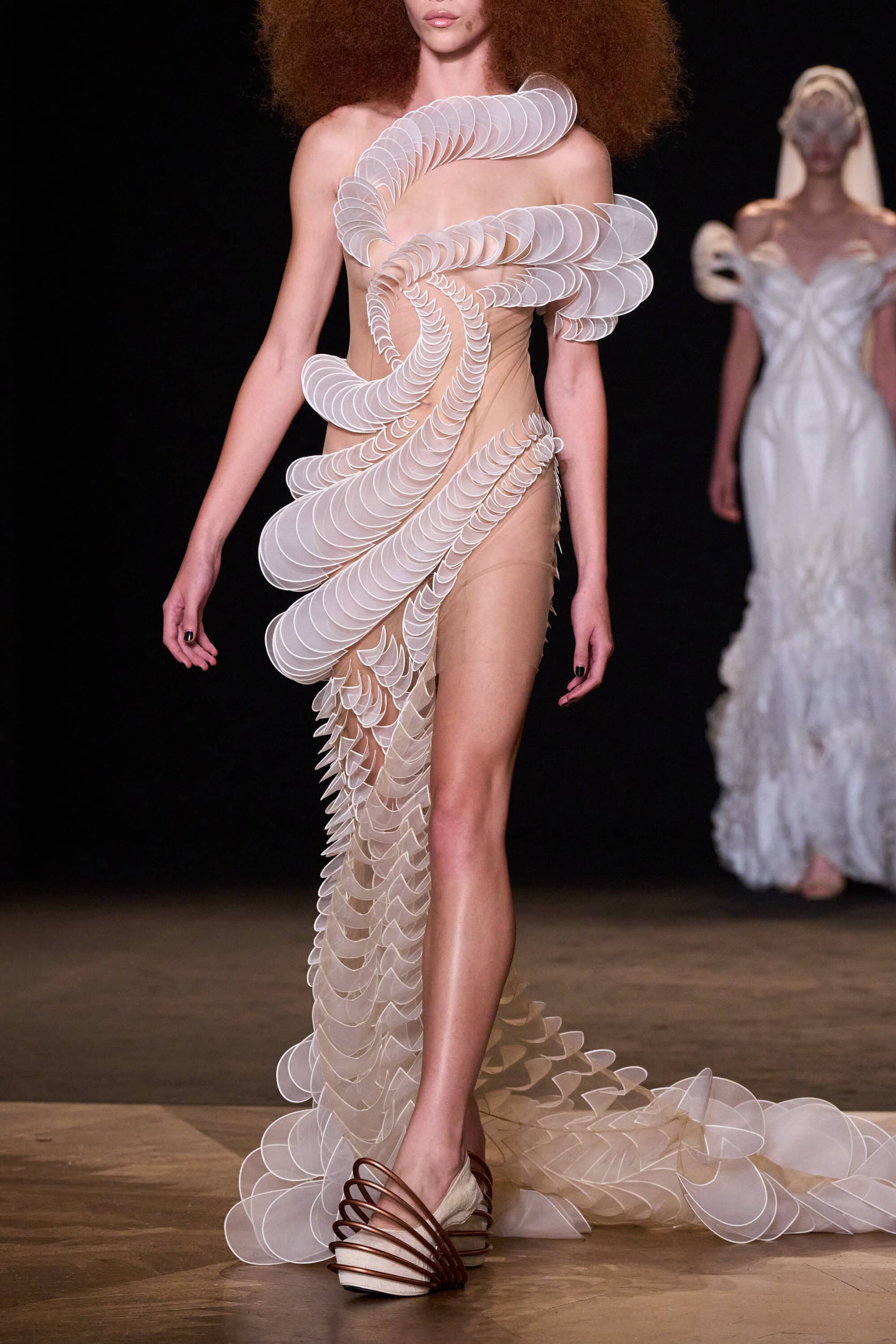 Iris Van Herpen Spring 2026 Couture Fashion Show Details