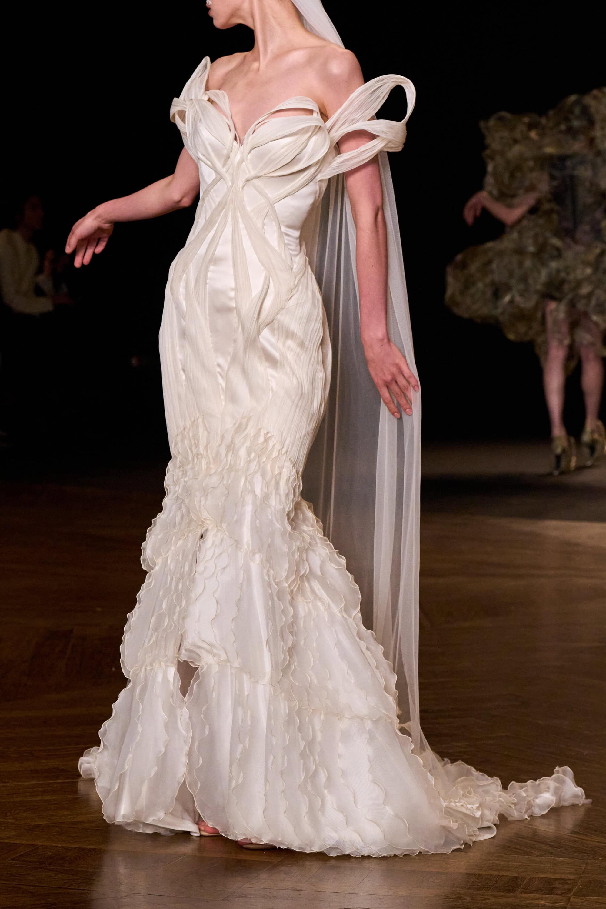 Iris Van Herpen Spring 2026 Couture Fashion Show Details