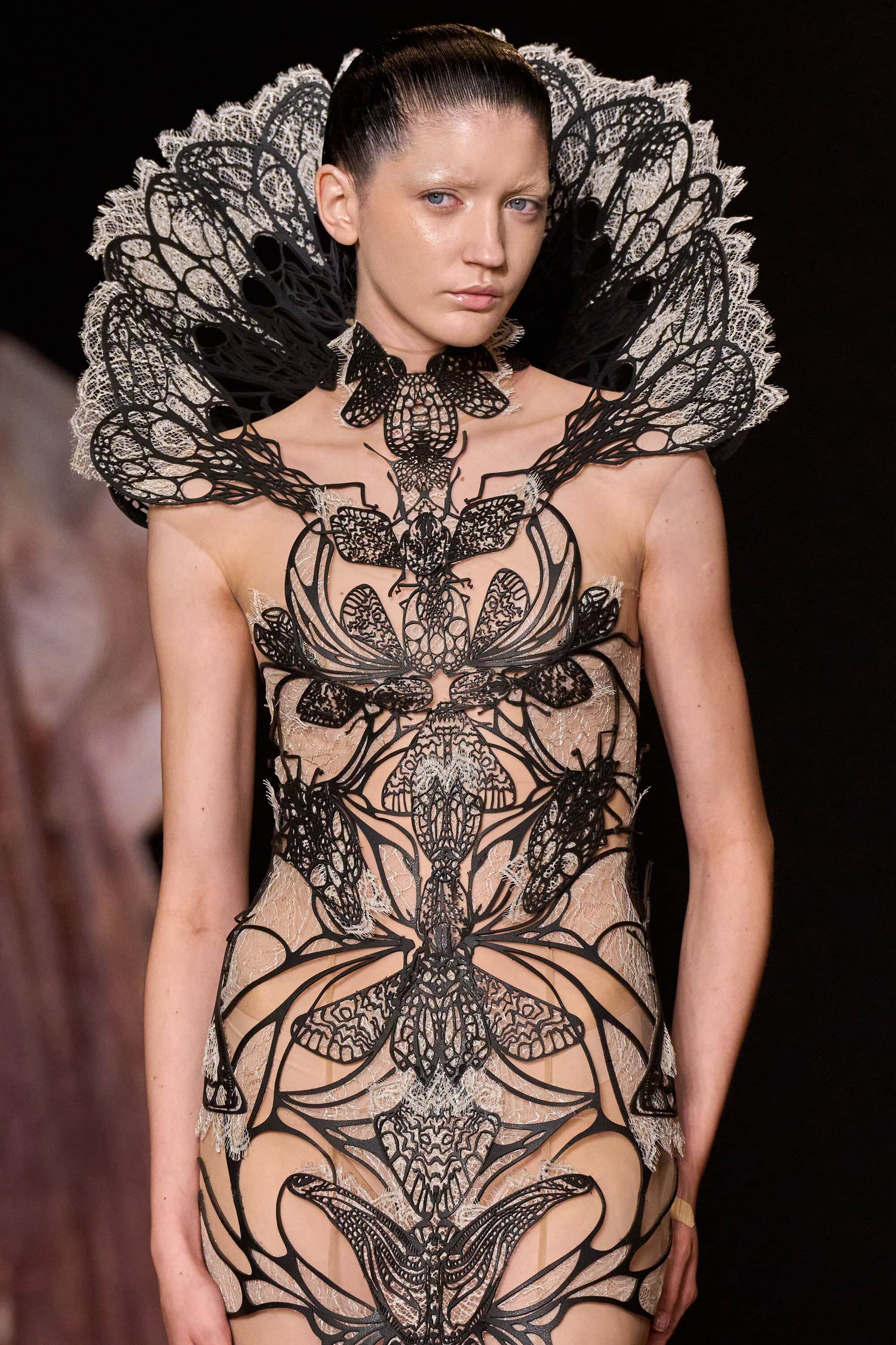 Iris Van Herpen Spring 2026 Couture Fashion Show Details