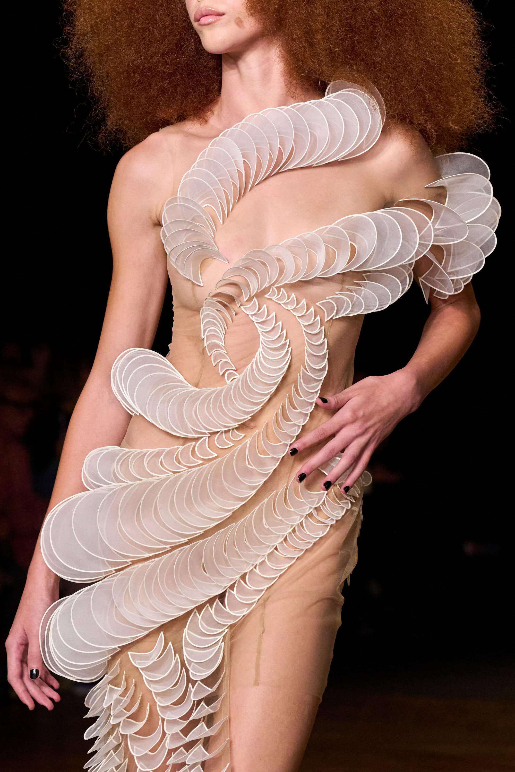 Iris Van Herpen Spring 2026 Couture Fashion Show Details