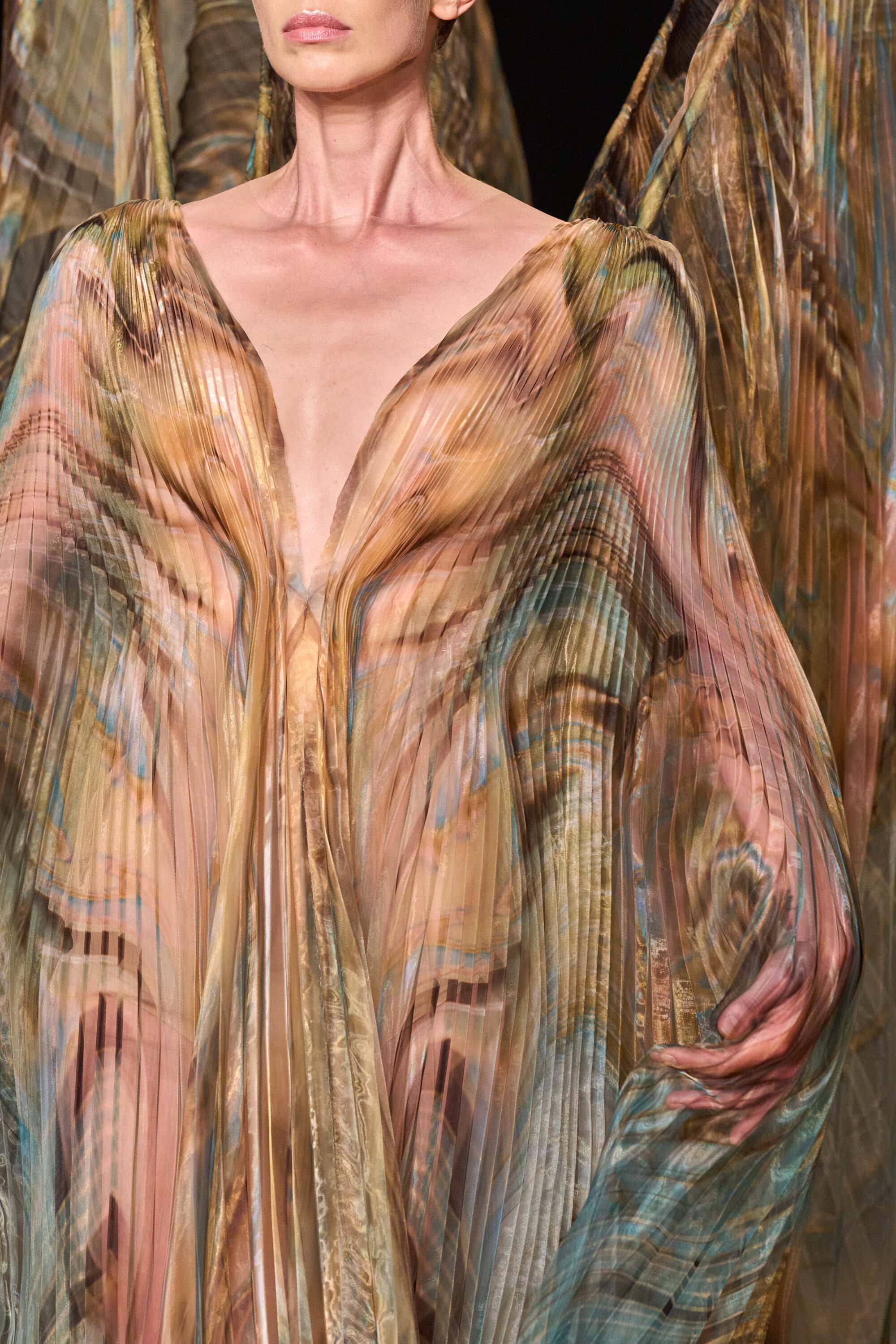 Iris Van Herpen Spring 2026 Couture Fashion Show Details