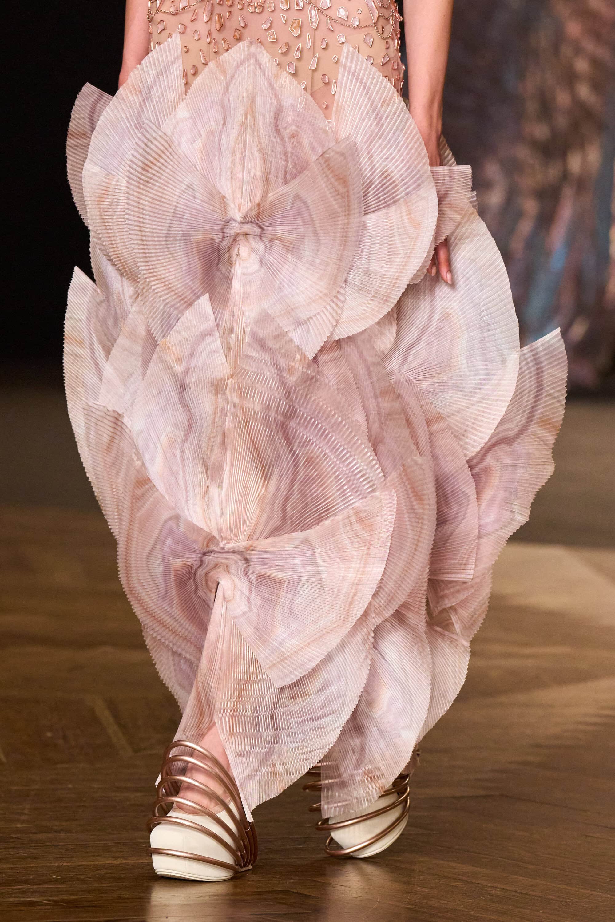 Iris Van Herpen Spring 2026 Couture Fashion Show Details