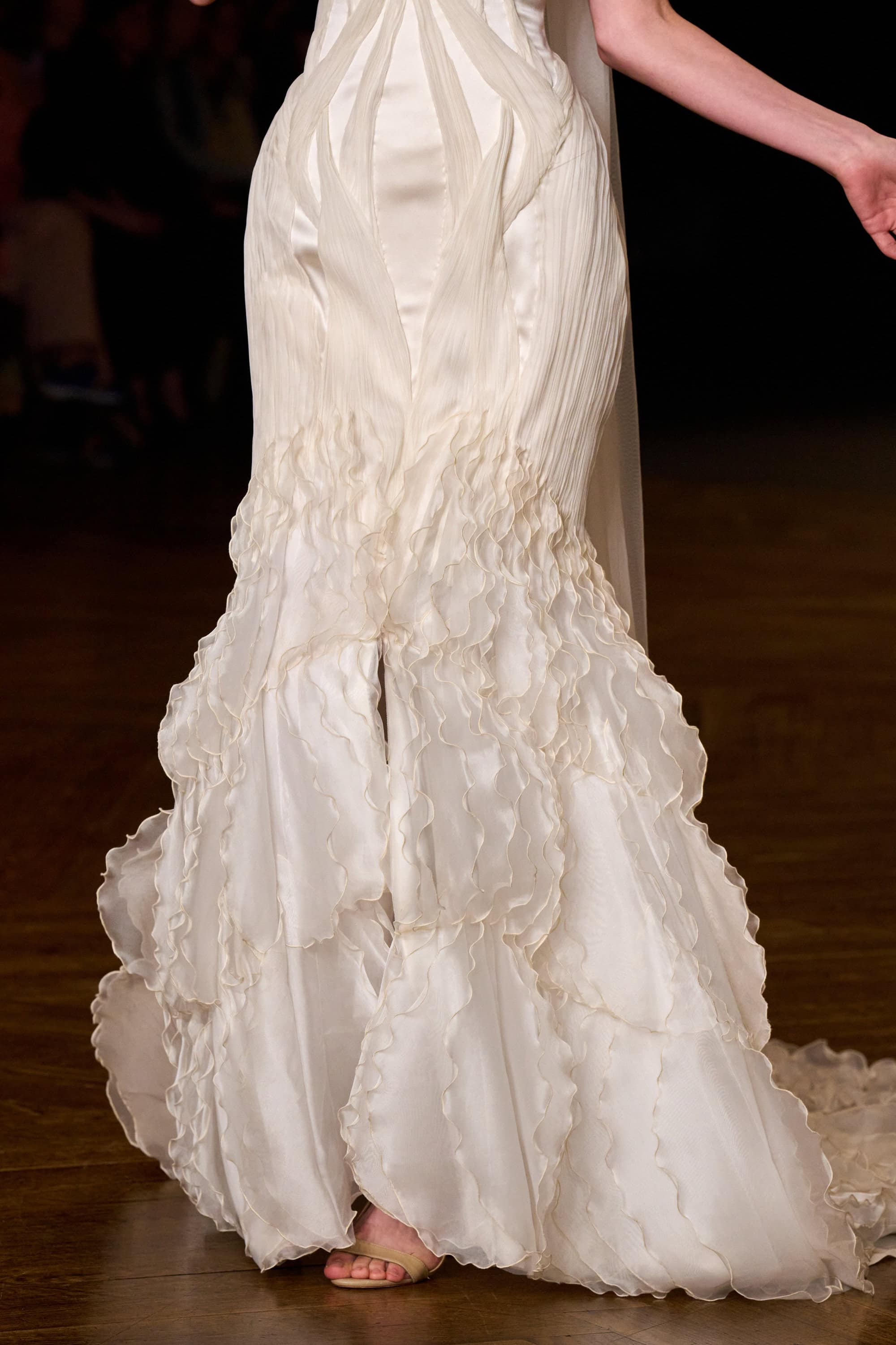Iris Van Herpen Spring 2026 Couture Fashion Show Details