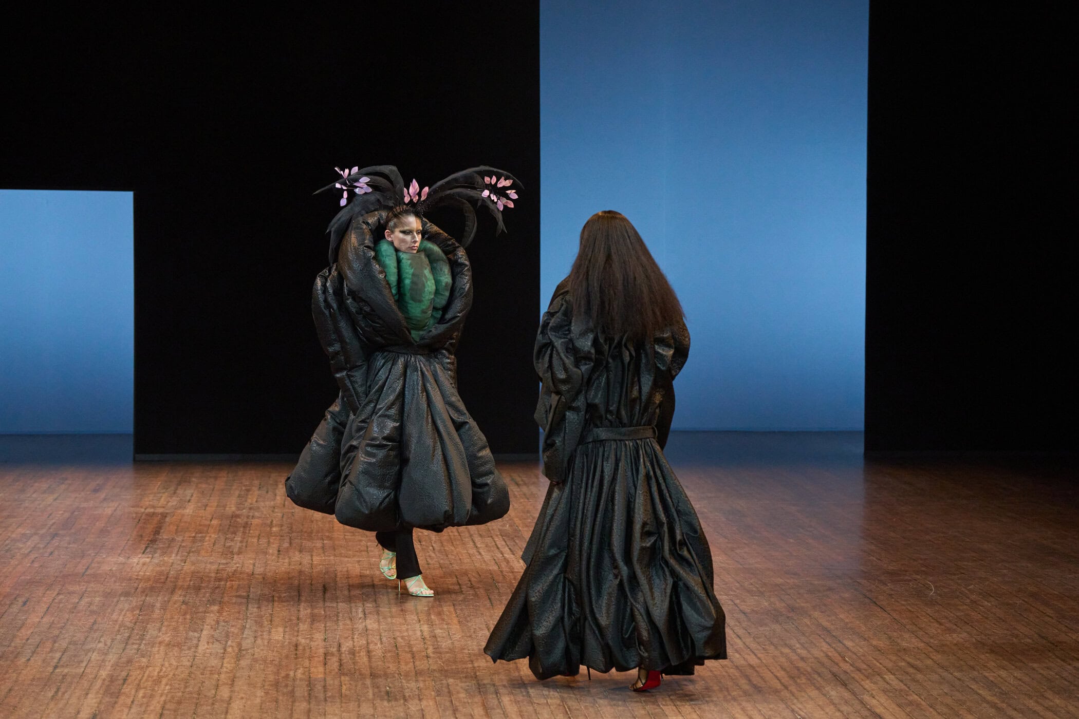 Viktor & Rolf Fall 2025 Couture Fashion Show Atmosphere