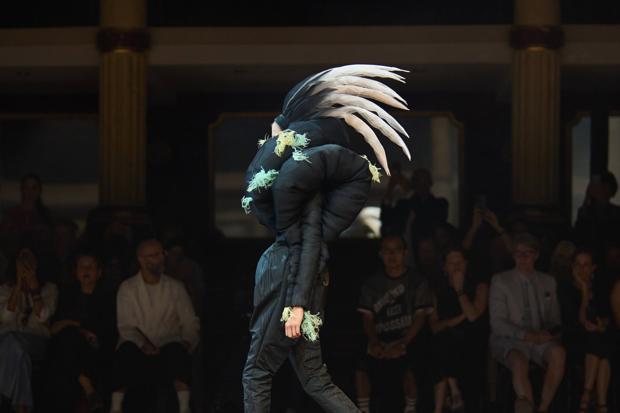 Viktor & Rolf Fall 2025 Couture Fashion Show Atmosphere