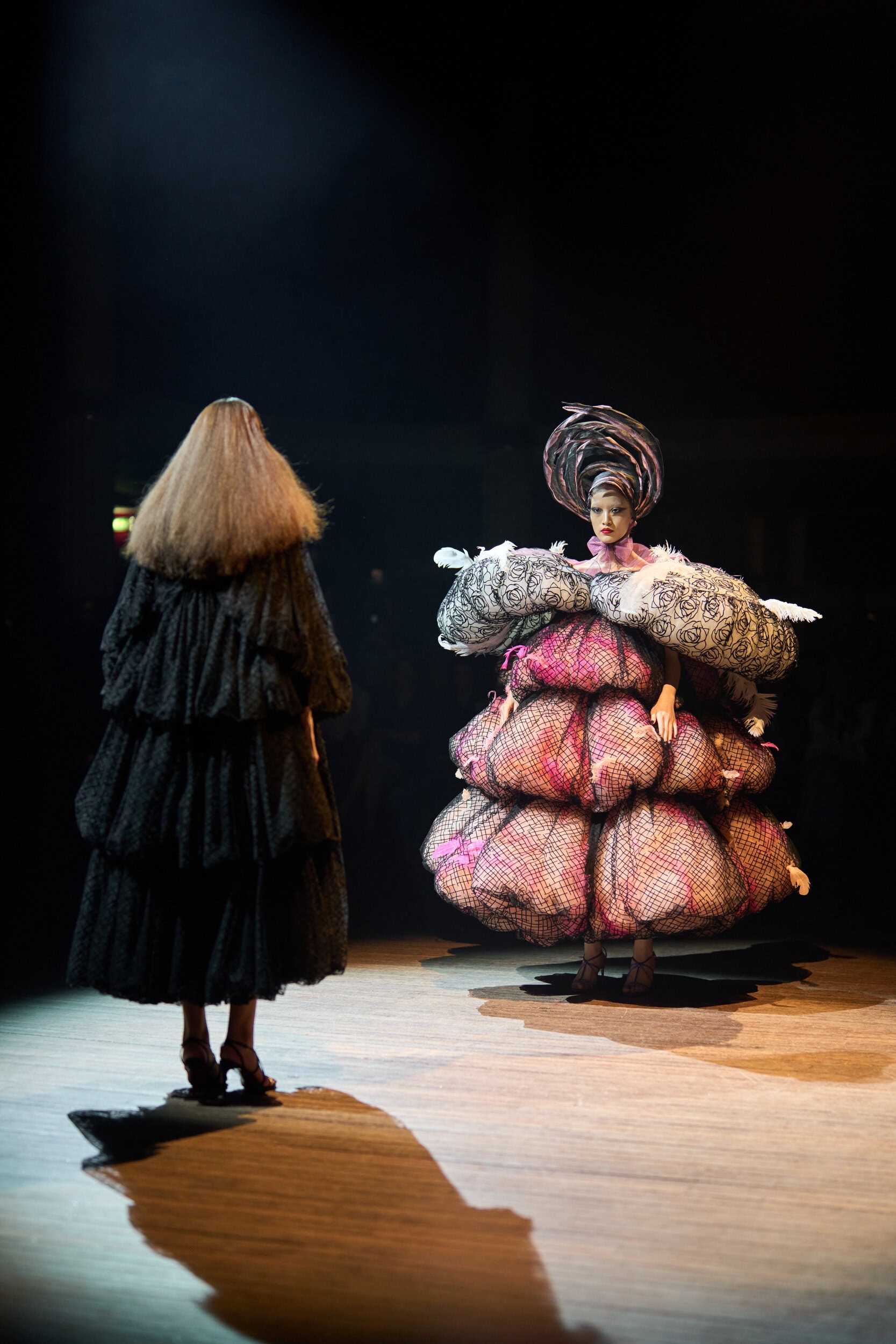 Viktor & Rolf Fall 2025 Couture Fashion Show Atmosphere