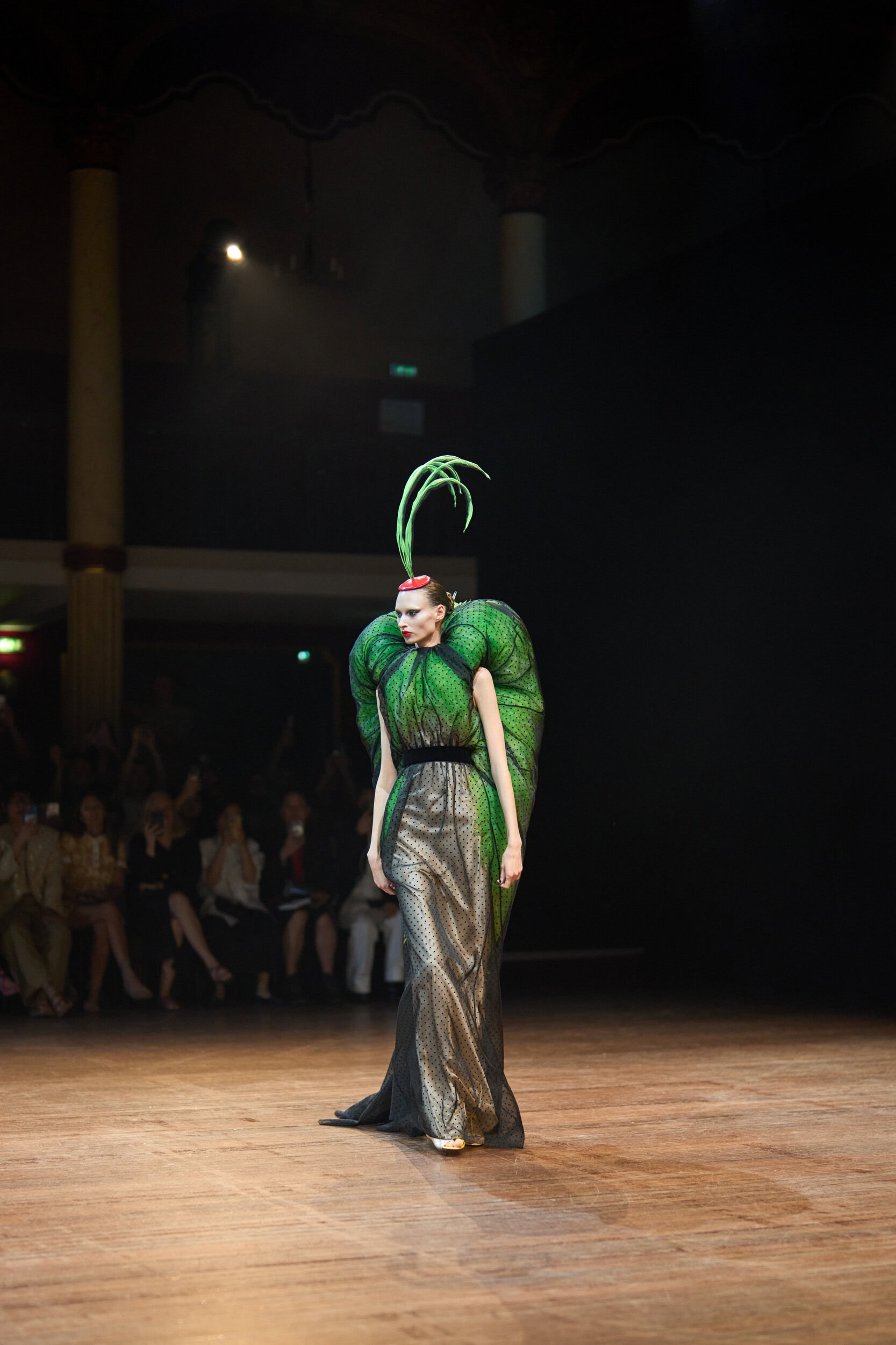 Viktor & Rolf Fall 2025 Couture Fashion Show Atmosphere