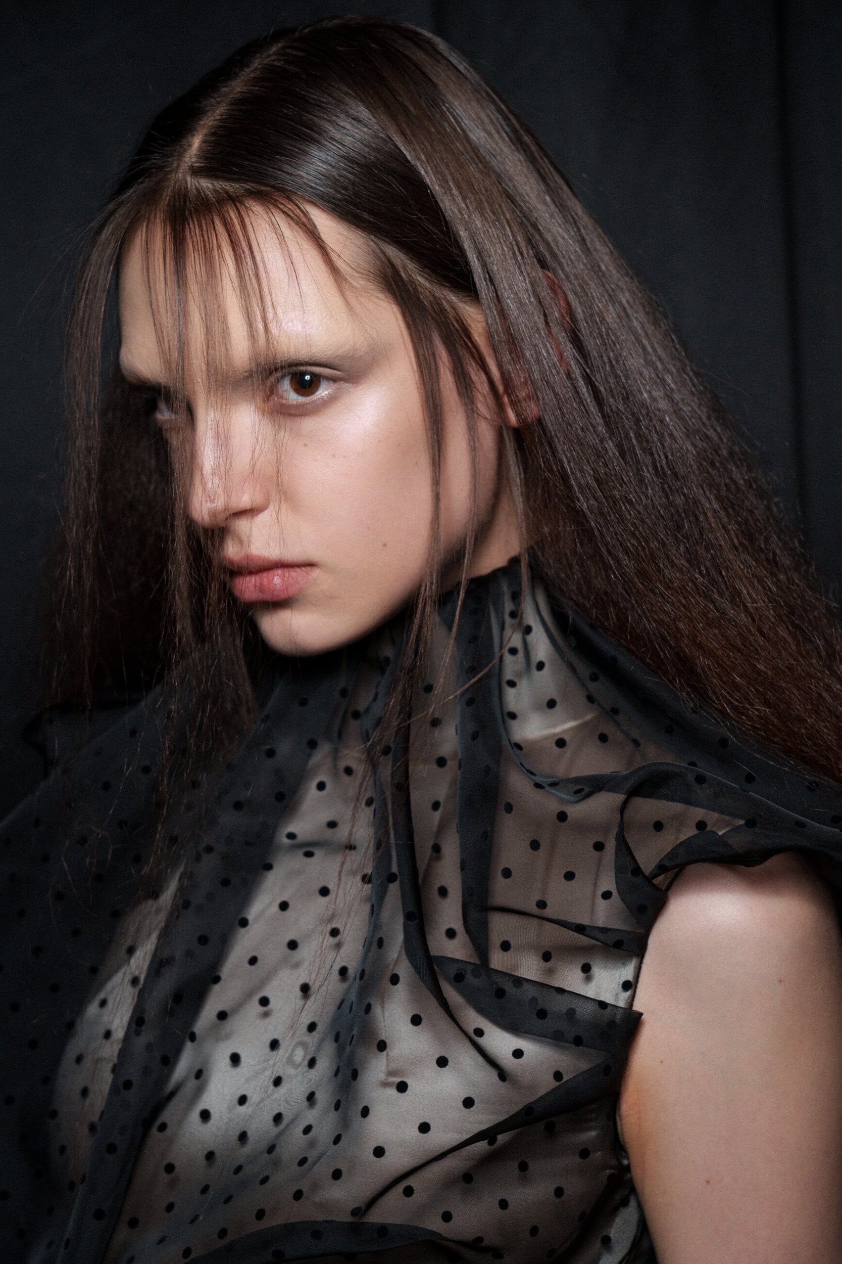 Viktor & Rolf Fall 2025 Couture Fashion Show Backstage
