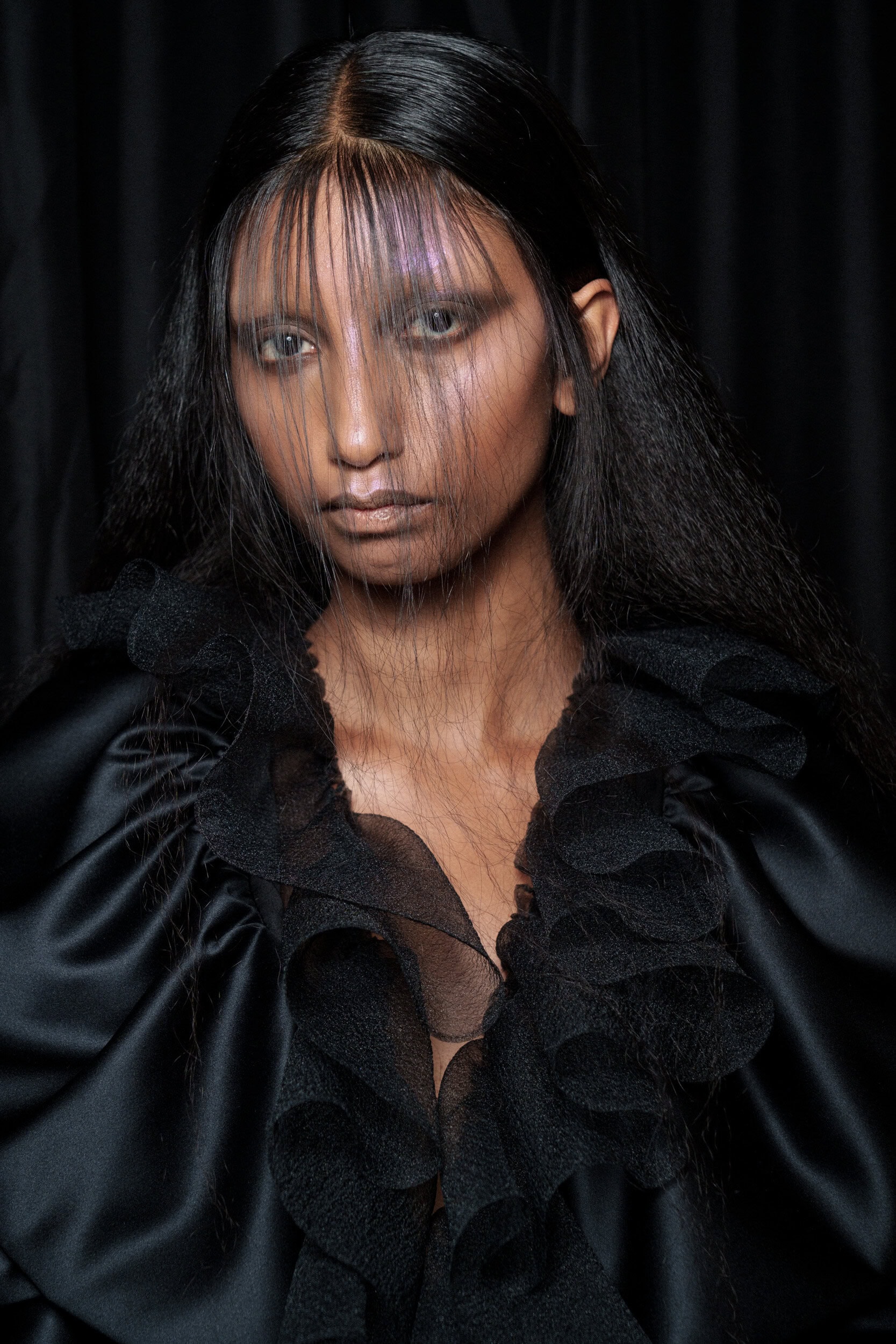 Viktor & Rolf Fall 2025 Couture Fashion Show Backstage