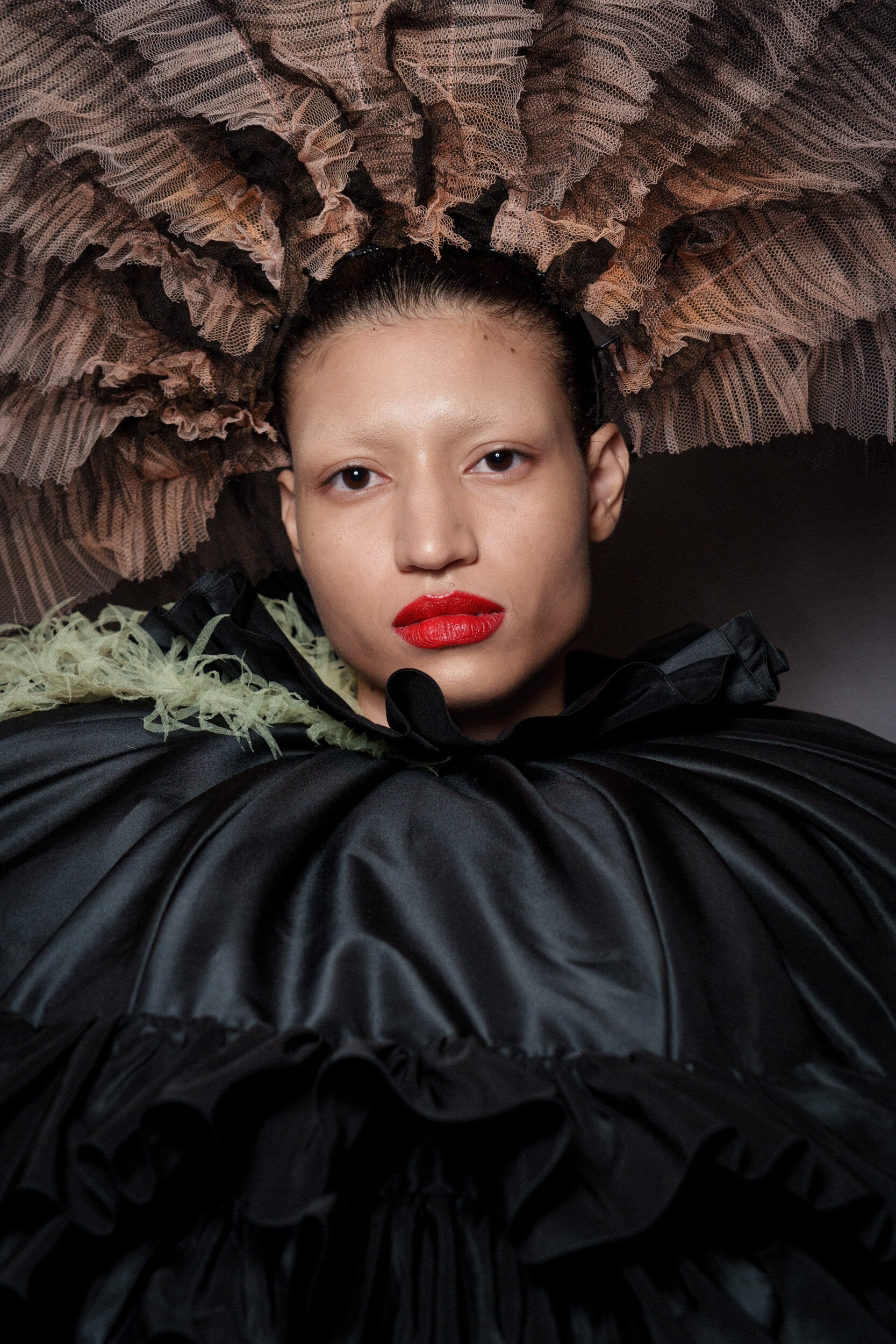Viktor & Rolf Fall 2025 Couture Fashion Show Backstage