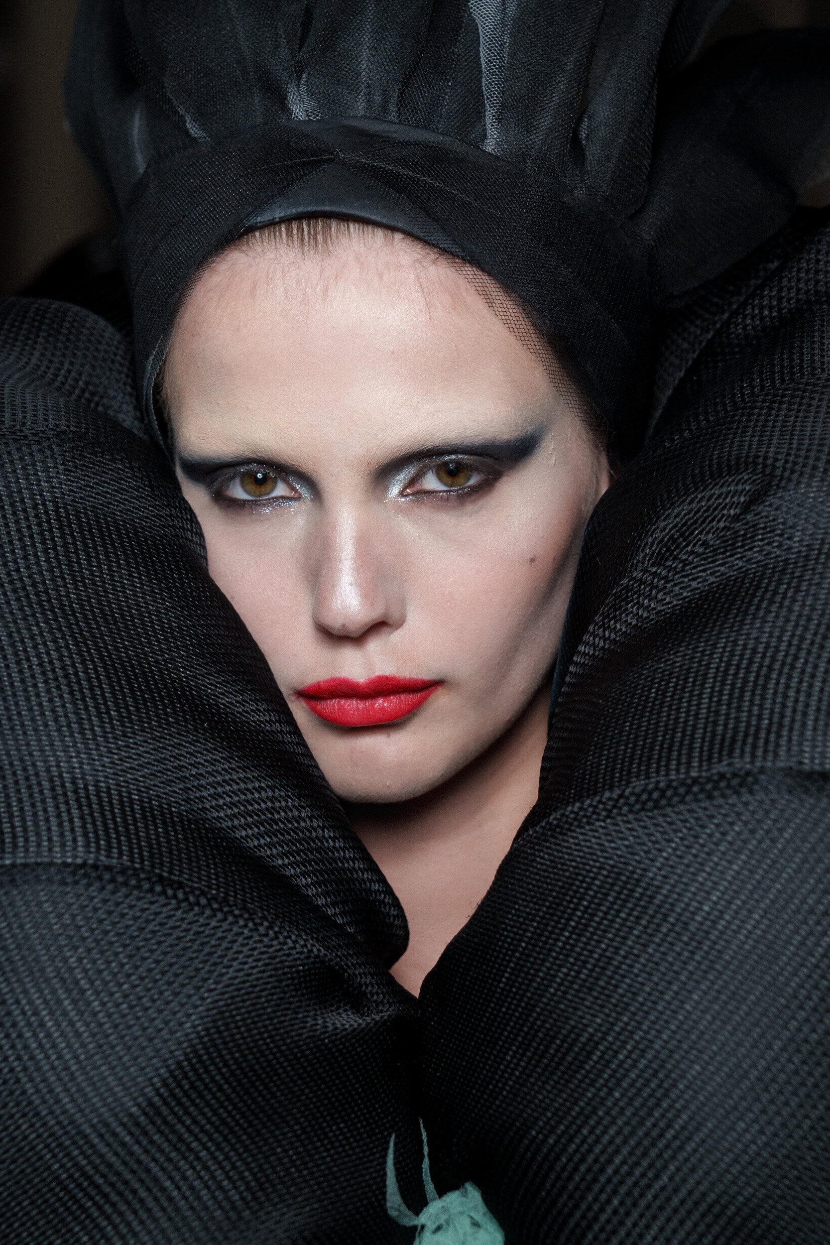 Viktor & Rolf Fall 2025 Couture Fashion Show Backstage