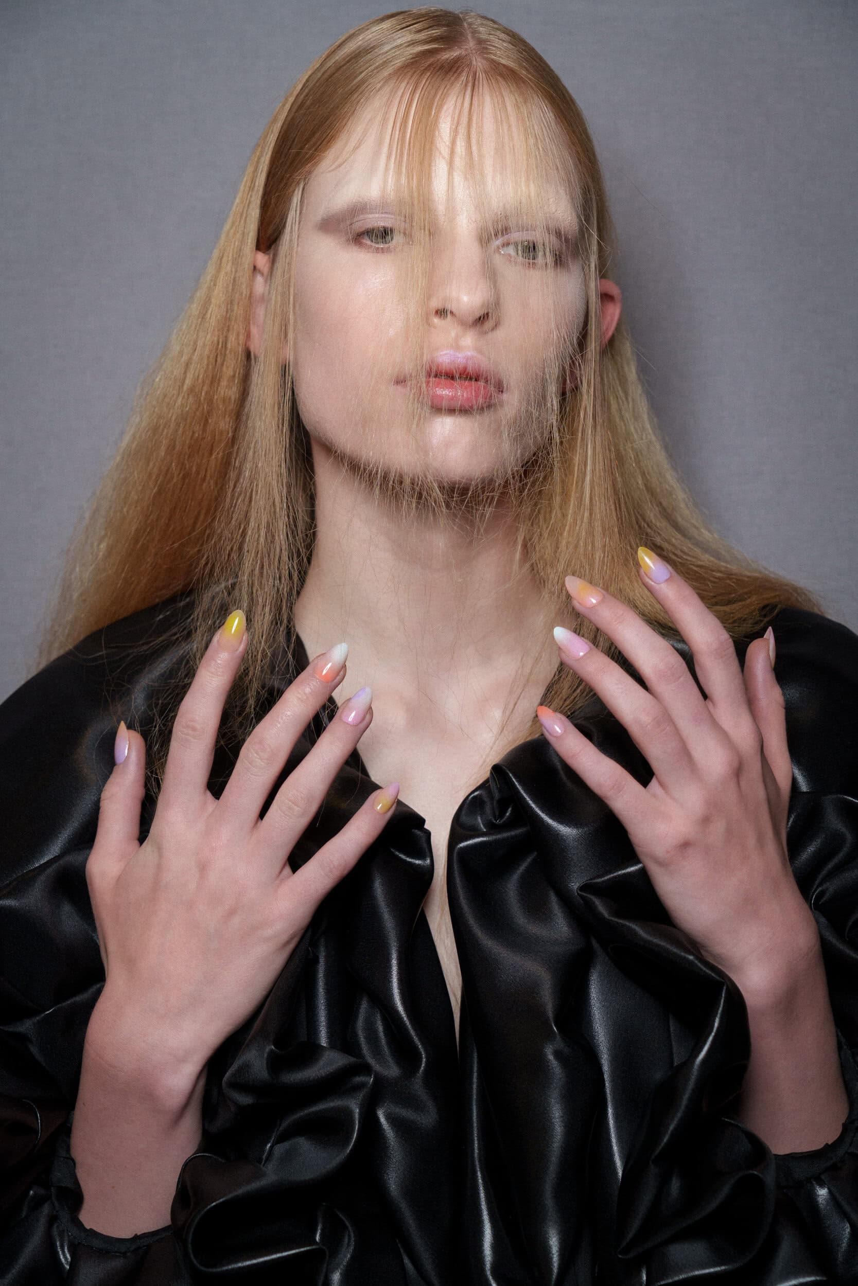 Viktor & Rolf Fall 2025 Couture Fashion Show Backstage