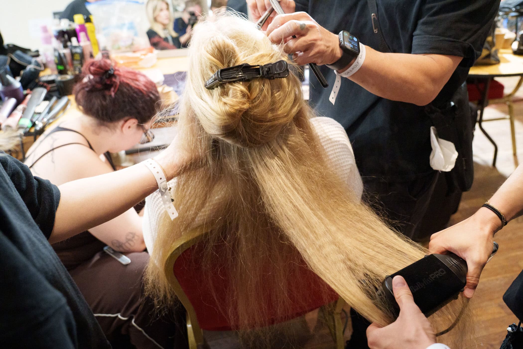 Viktor & Rolf Fall 2025 Couture Fashion Show Backstage