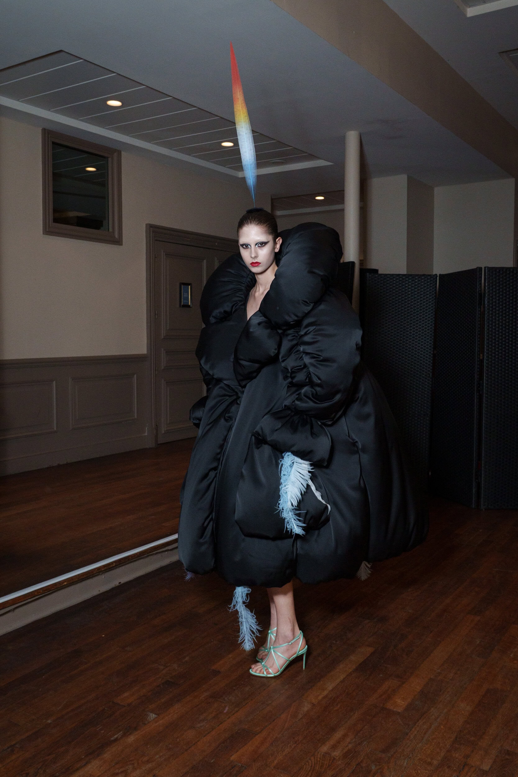 Viktor & Rolf Fall 2025 Couture Fashion Show Backstage