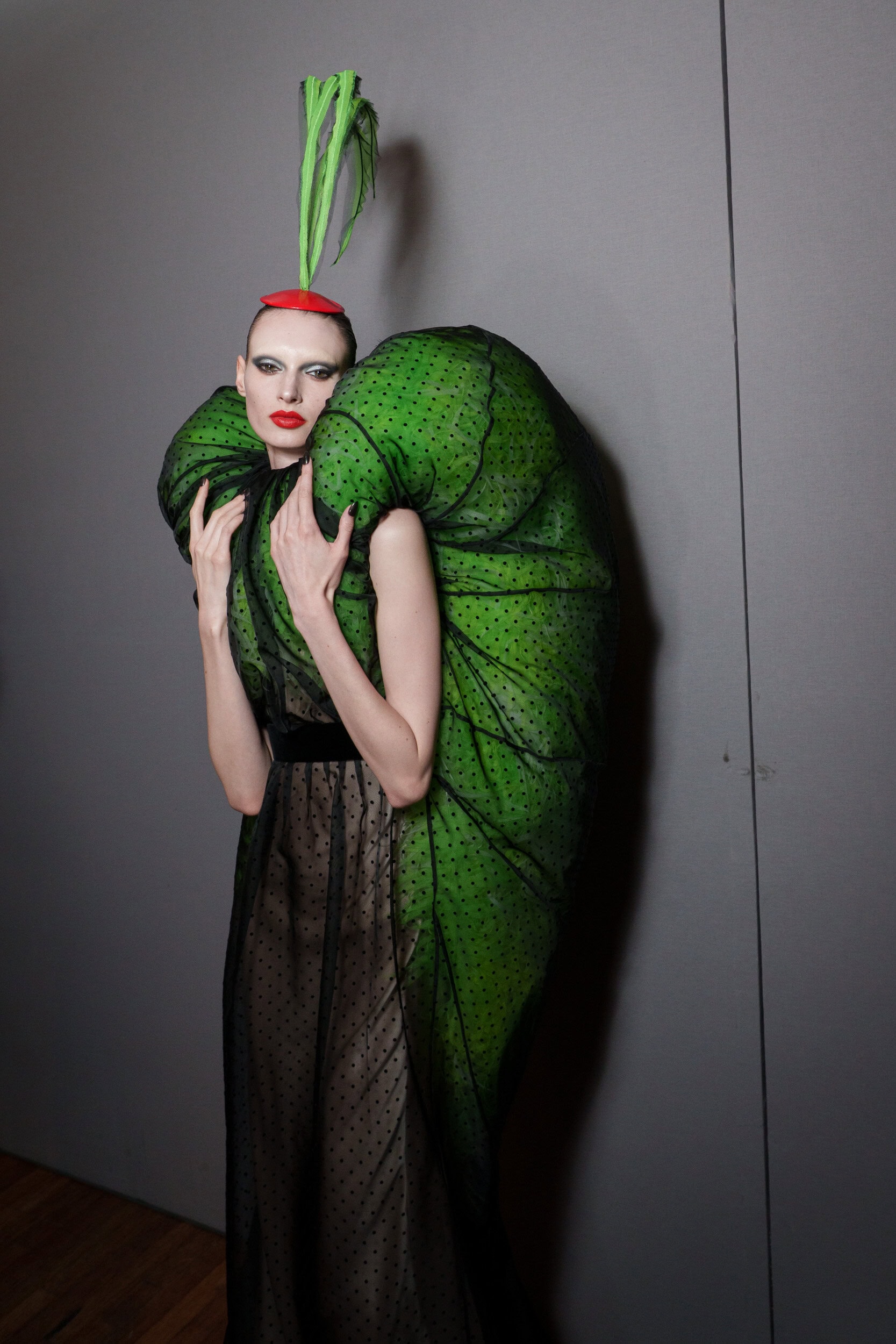 Viktor & Rolf Fall 2025 Couture Fashion Show Backstage