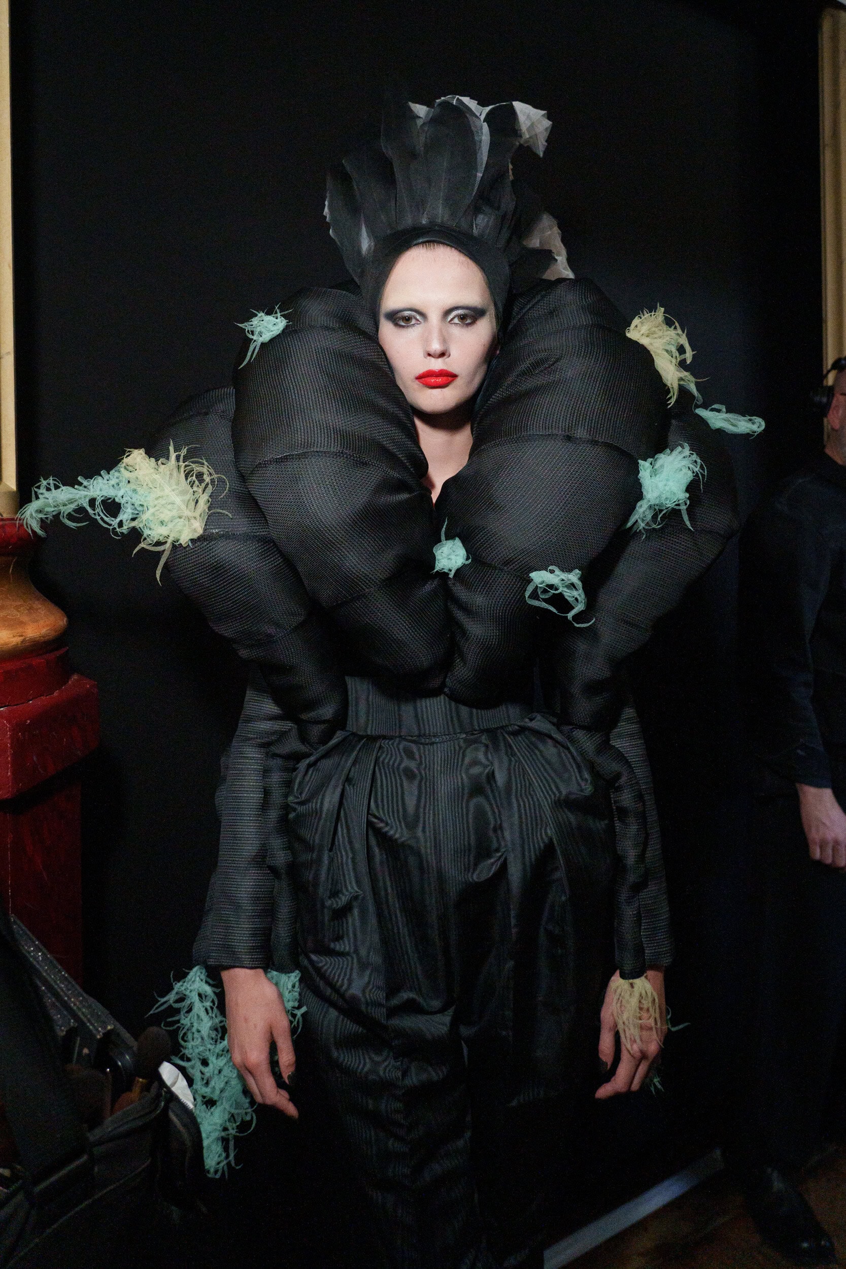 Viktor & Rolf Fall 2025 Couture Fashion Show Backstage