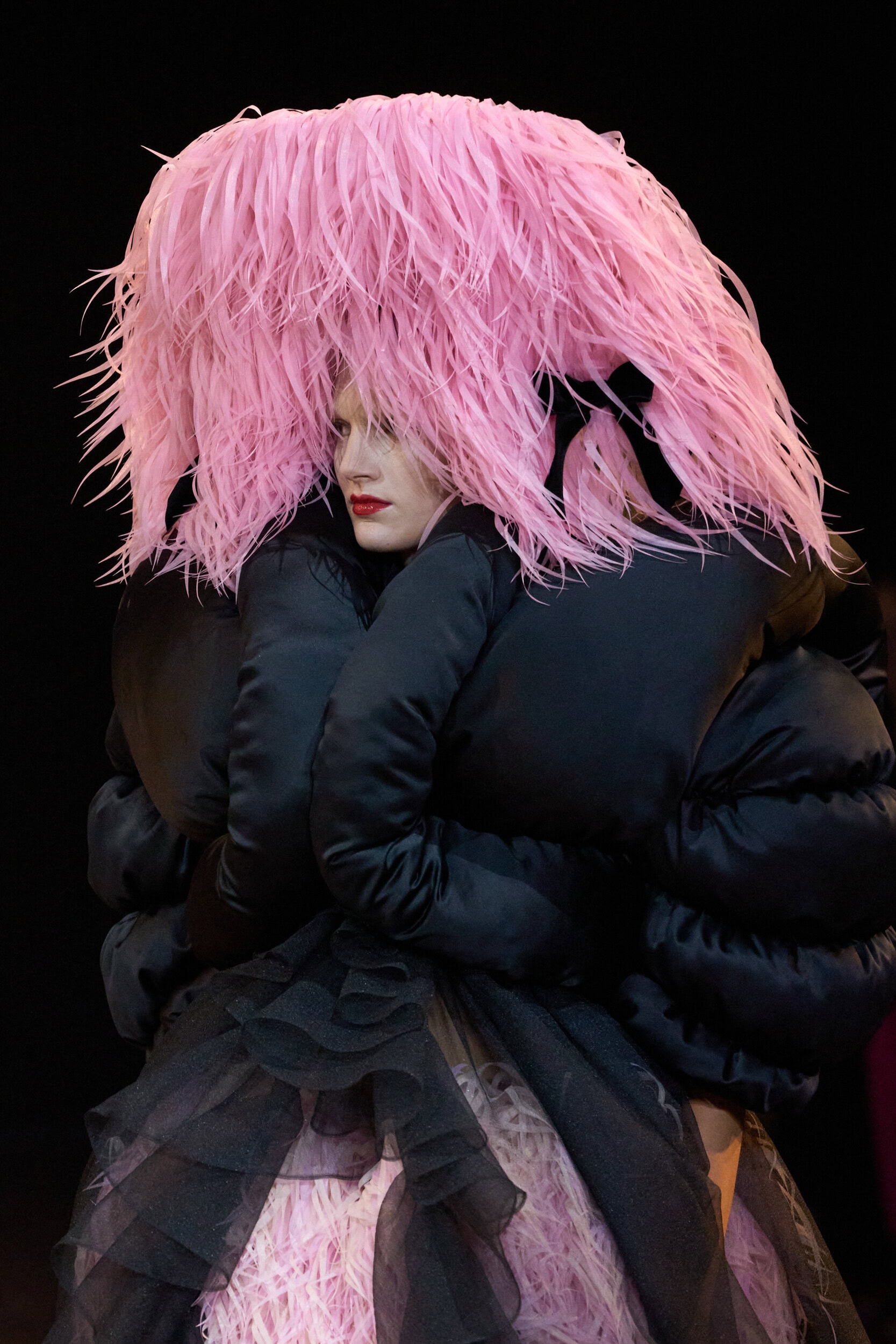 Viktor & Rolf Fall 2025 Couture Fashion Show Details