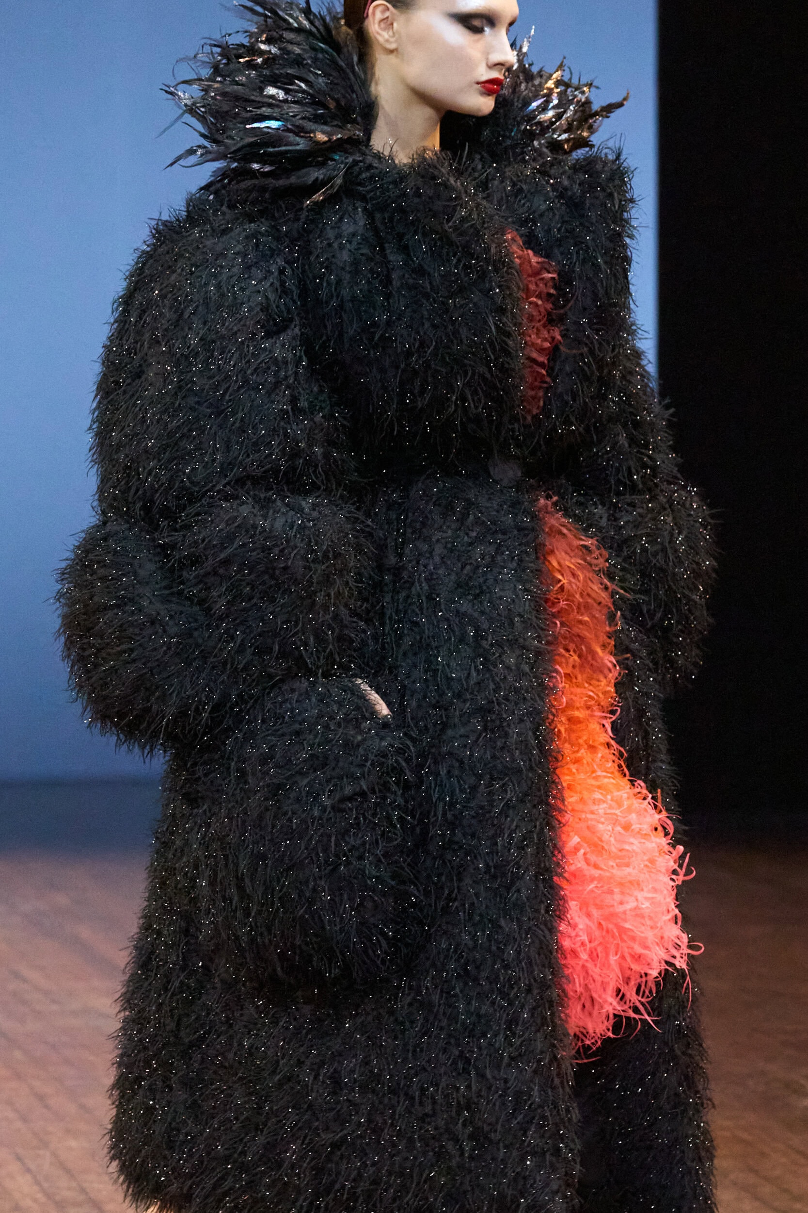 Viktor & Rolf Fall 2025 Couture Fashion Show Details