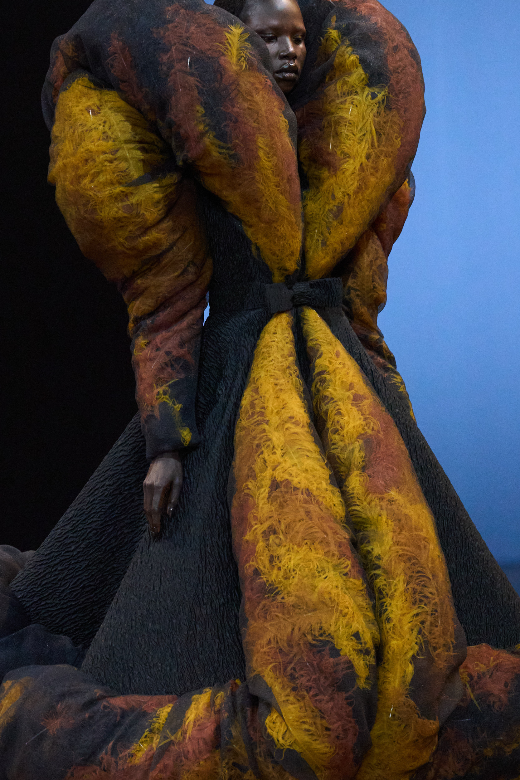Viktor & Rolf Fall 2025 Couture Fashion Show Details