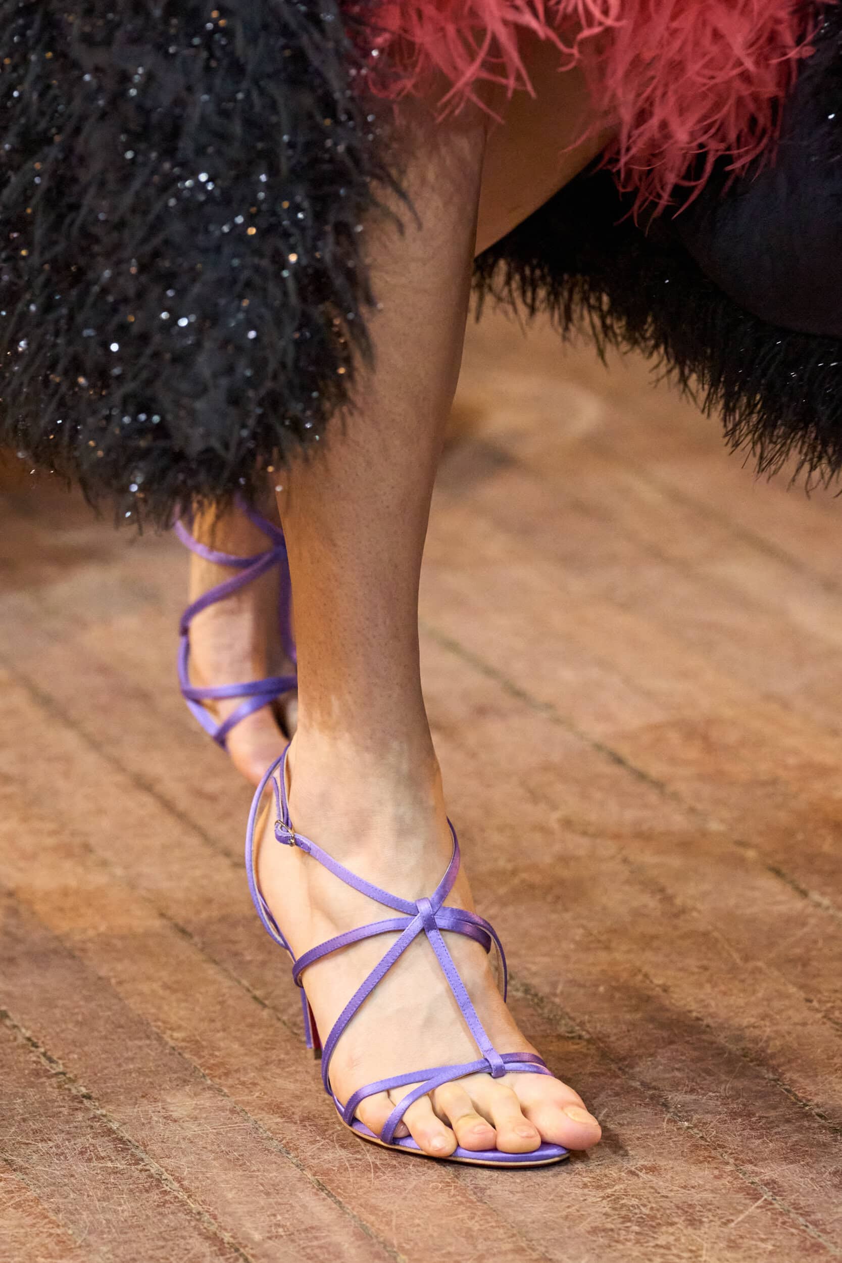 Viktor & Rolf Fall 2025 Couture Fashion Show Details
