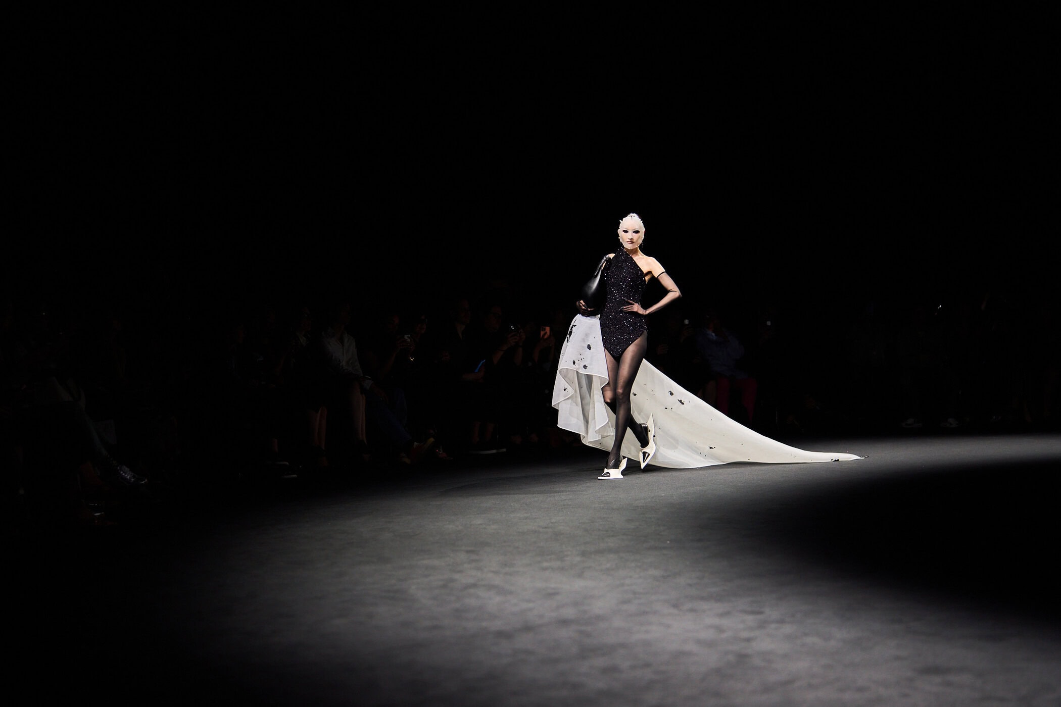 Robert Wun Fall 2025 Couture Fashion Show Atmosphere