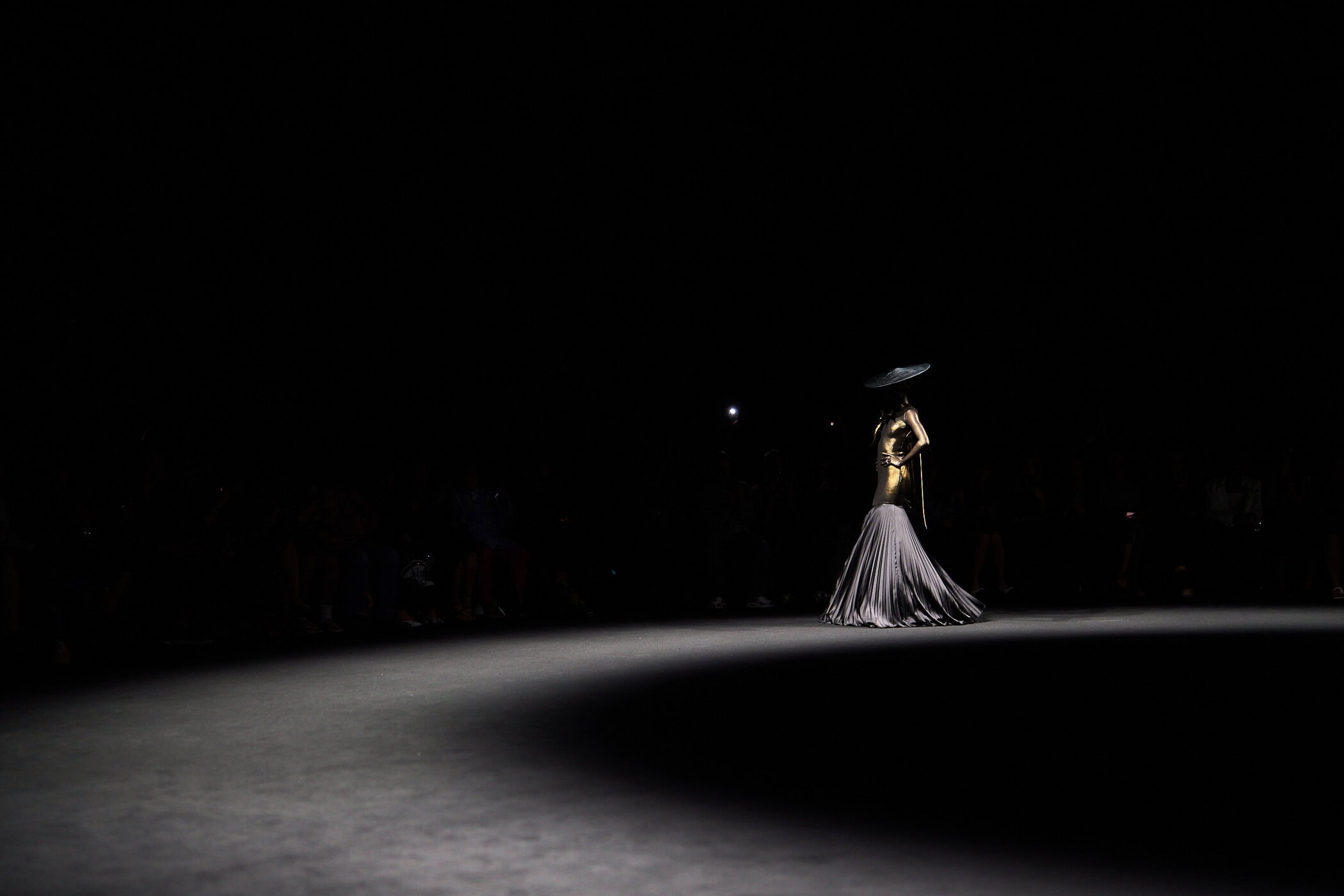 Robert Wun Fall 2025 Couture Fashion Show Atmosphere