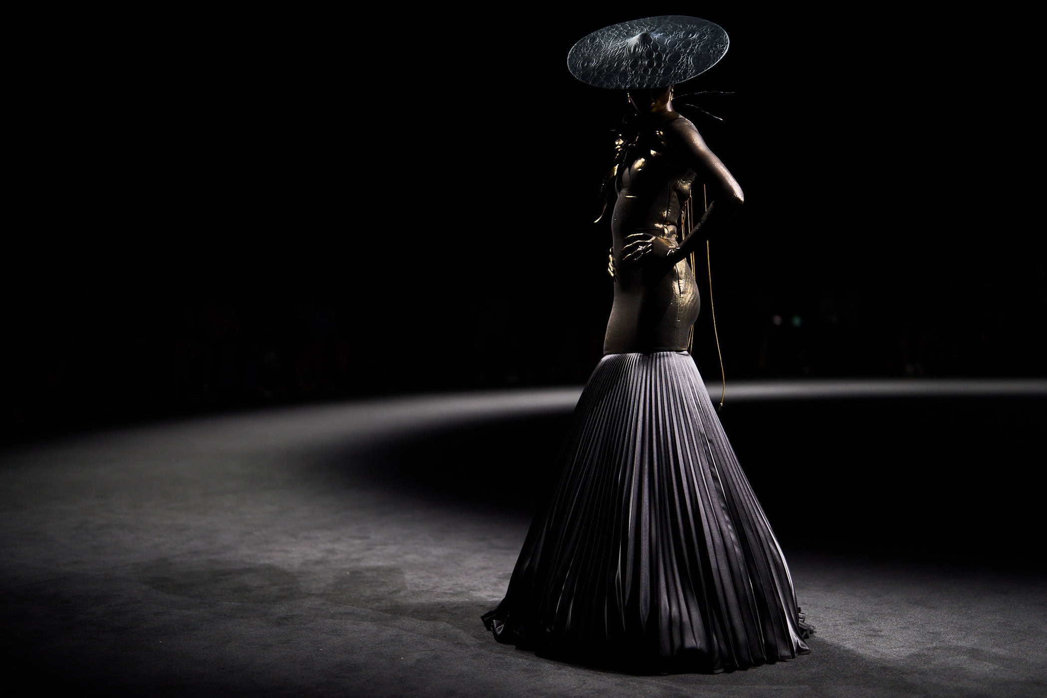 Robert Wun Fall 2025 Couture Fashion Show Atmosphere