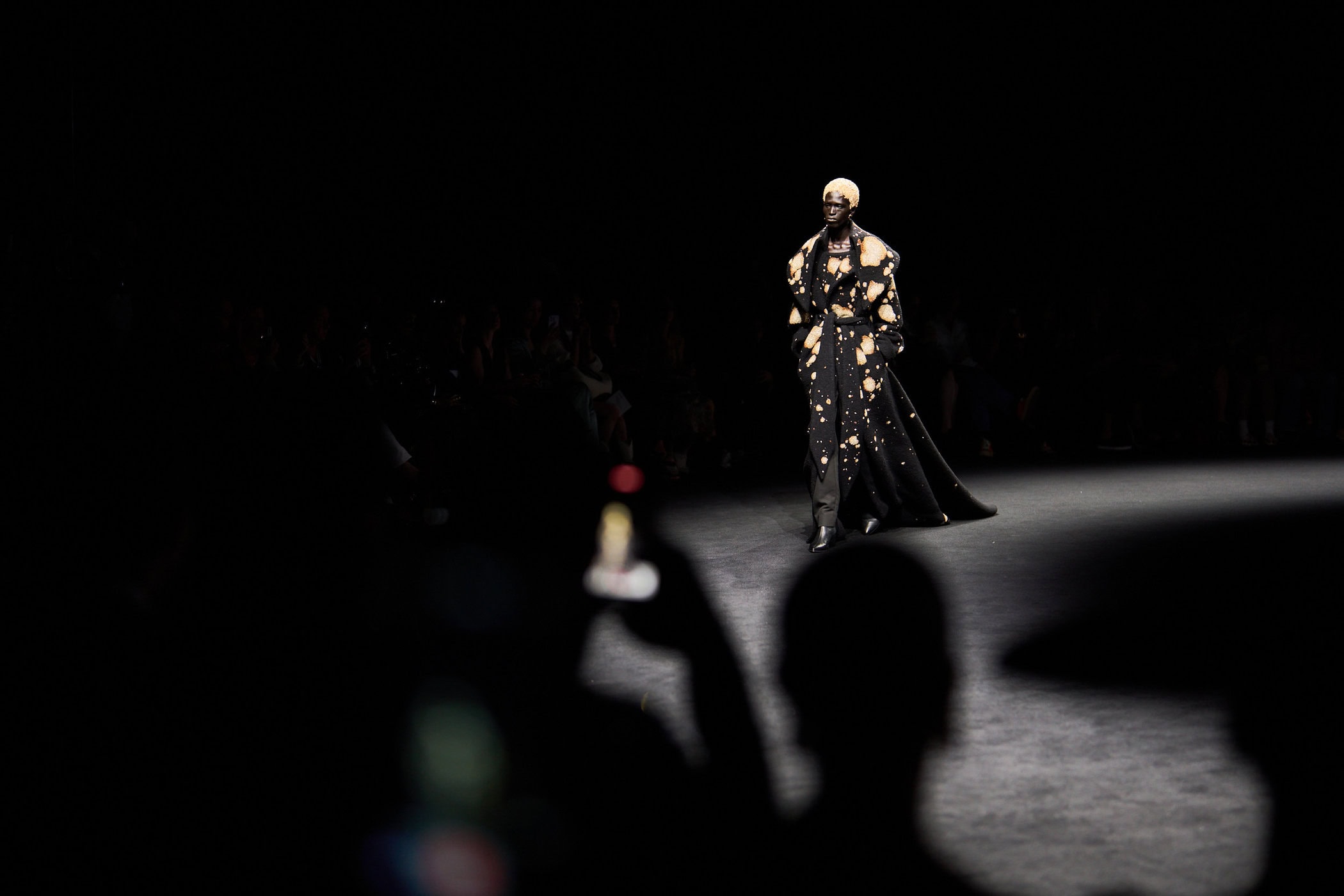 Robert Wun Fall 2025 Couture Fashion Show Atmosphere