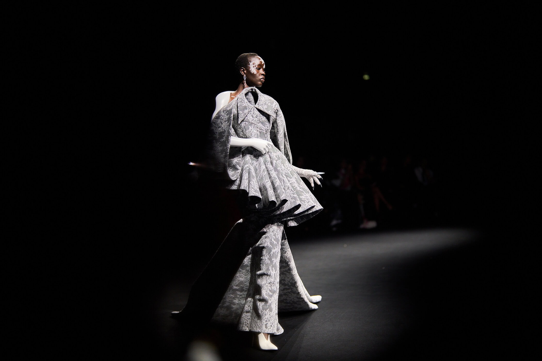 Robert Wun Fall 2025 Couture Fashion Show Atmosphere
