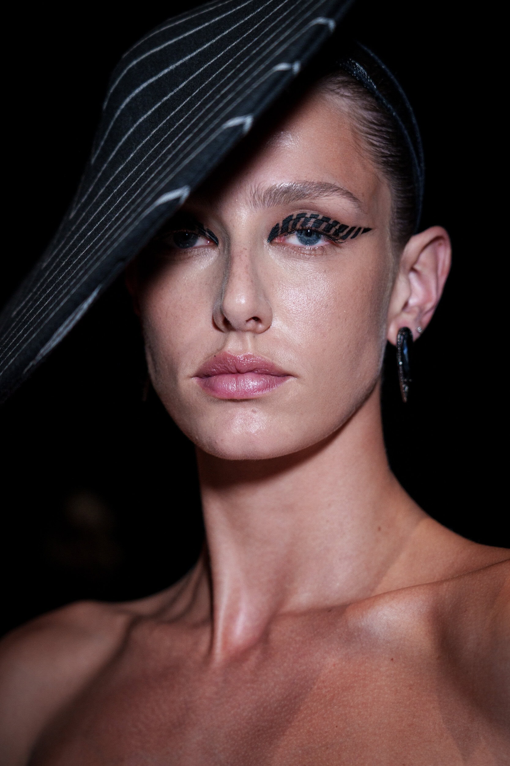 Robert Wun Fall 2025 Couture Fashion Show Backstage