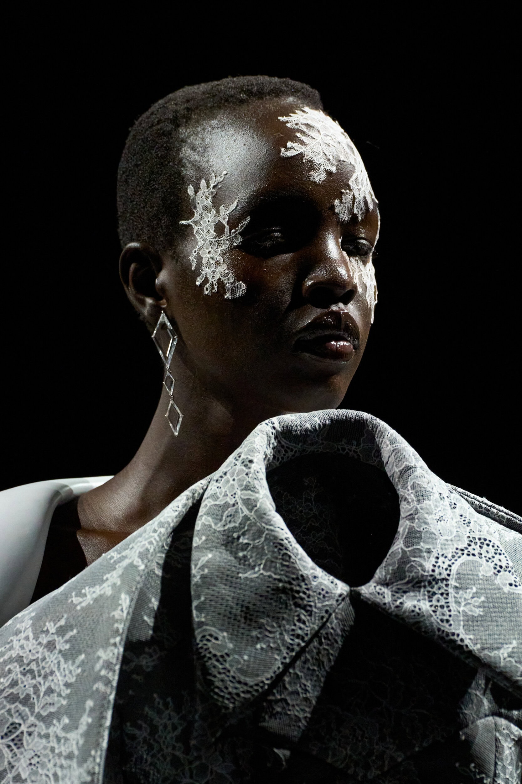 Robert Wun Fall 2025 Couture Fashion Show Details