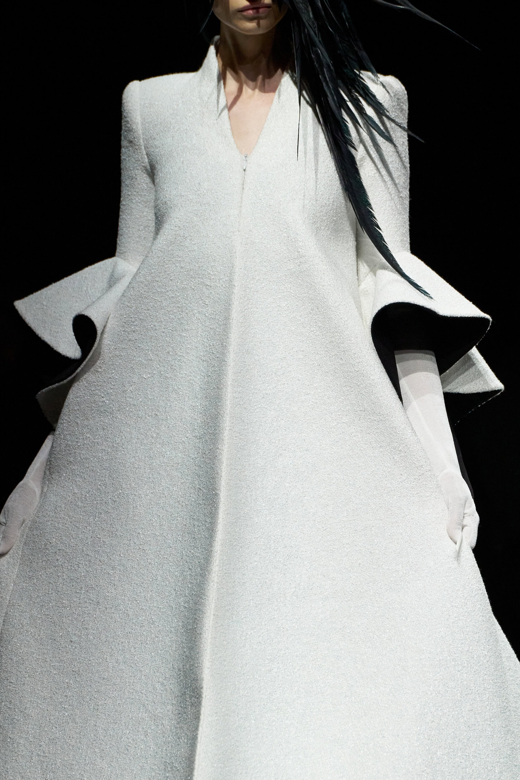Robert Wun Fall 2025 Couture Fashion Show Details