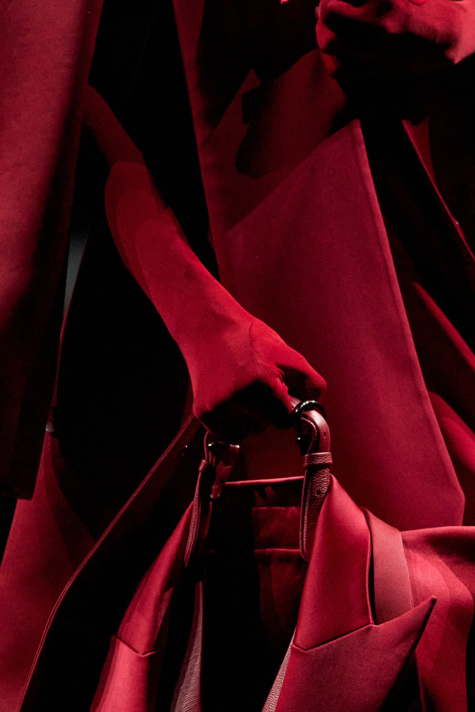 Robert Wun Fall 2025 Couture Fashion Show Details