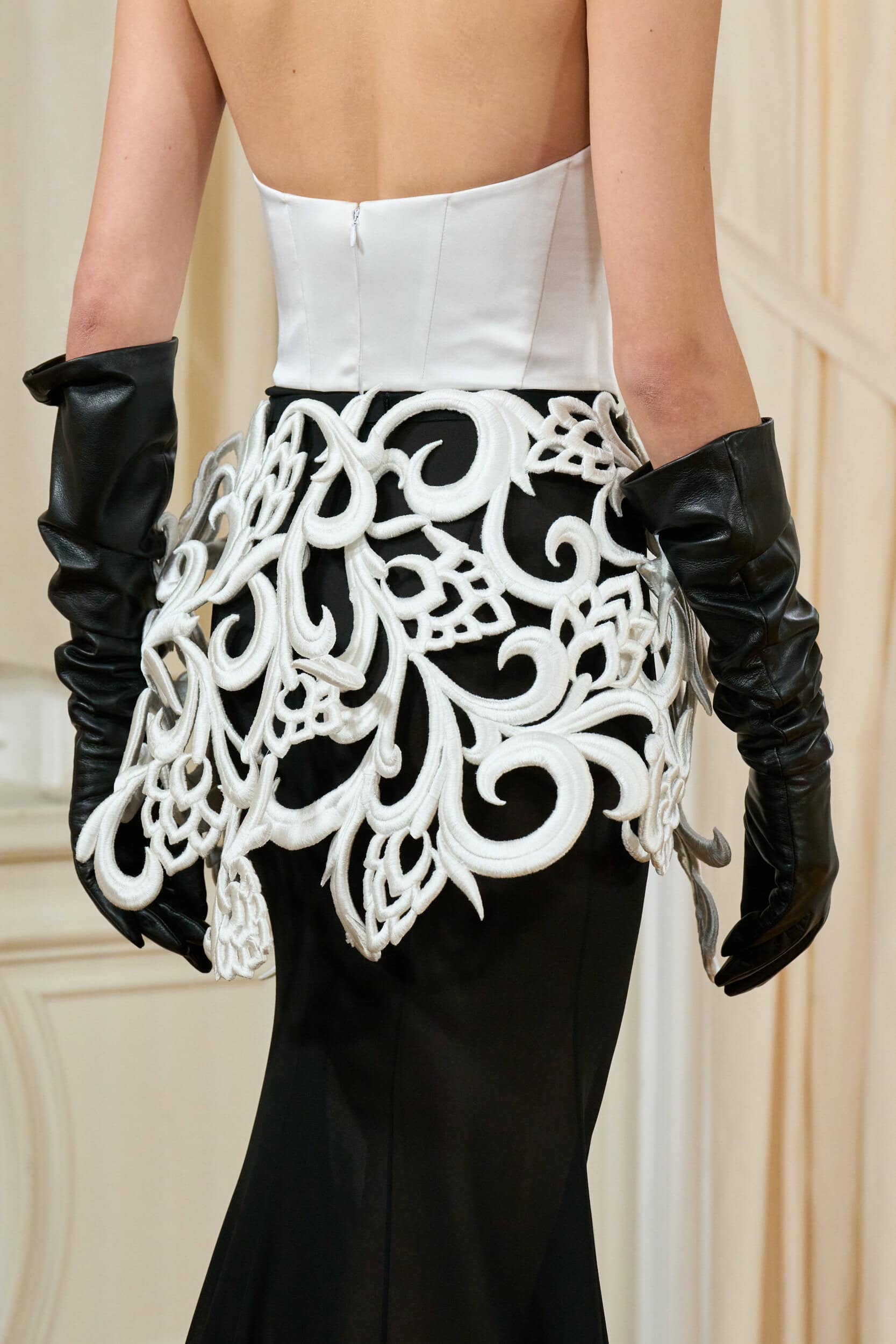 Yanina Couture Spring 2026 Couture Fashion Show Details