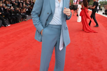 Andrew Garfield in Dior at the "After the Hunt" red carpet during the 82nd Venice Film Festival