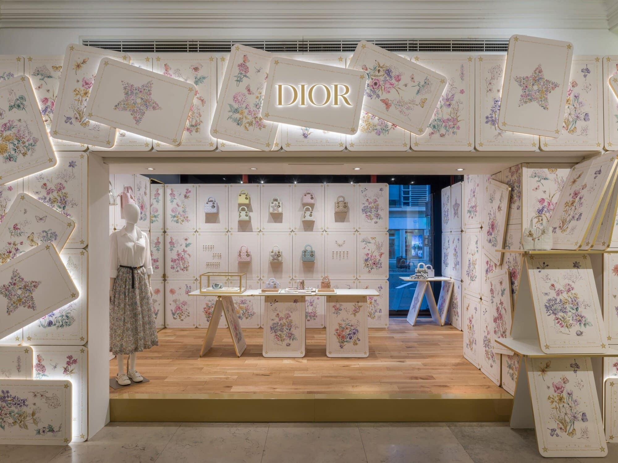 Dior News