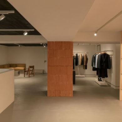 Sandro Expands Southward with Buenos Aires Debut