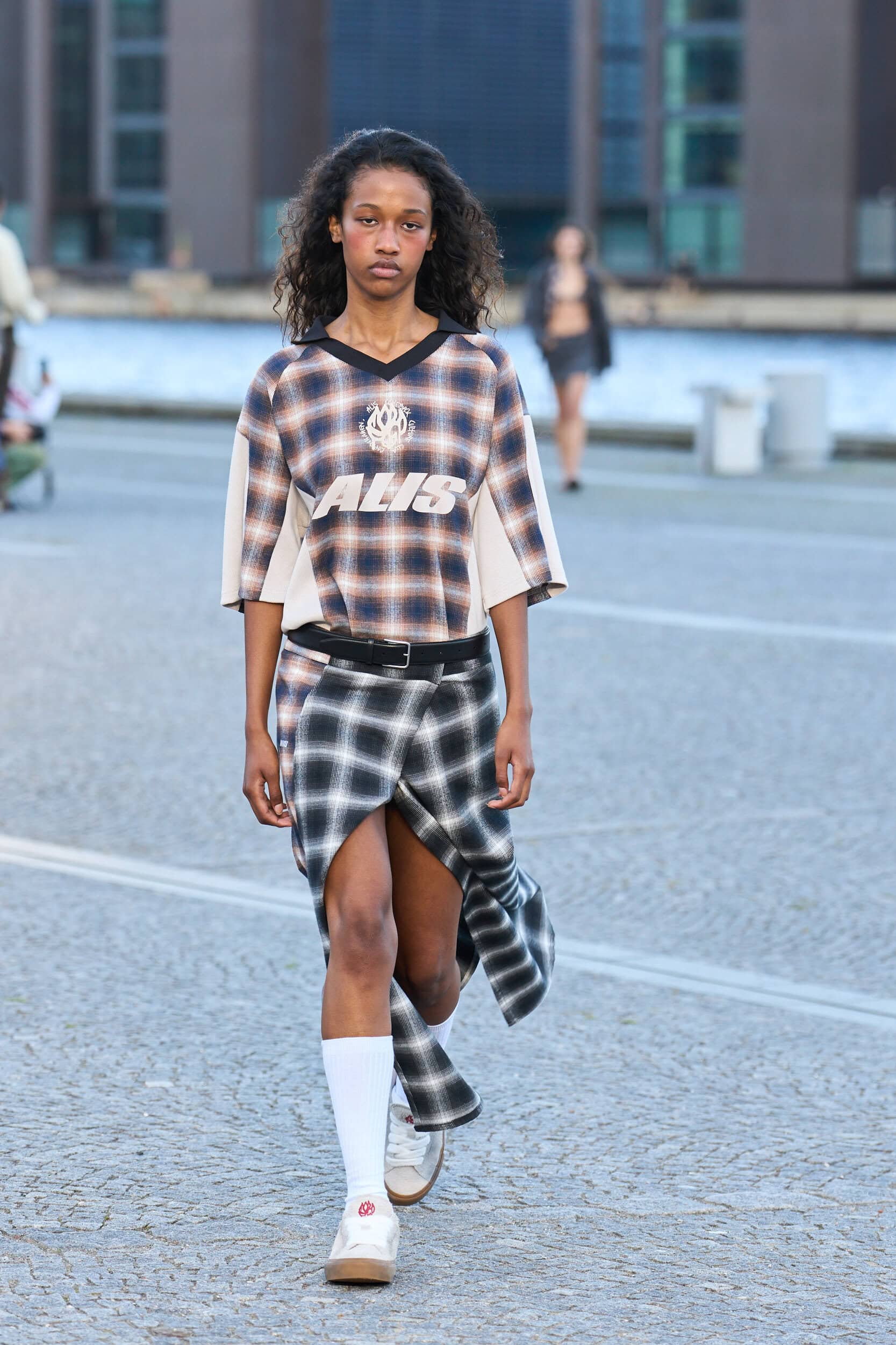Alis Full Lenght Spring 2026 Fashion Show 