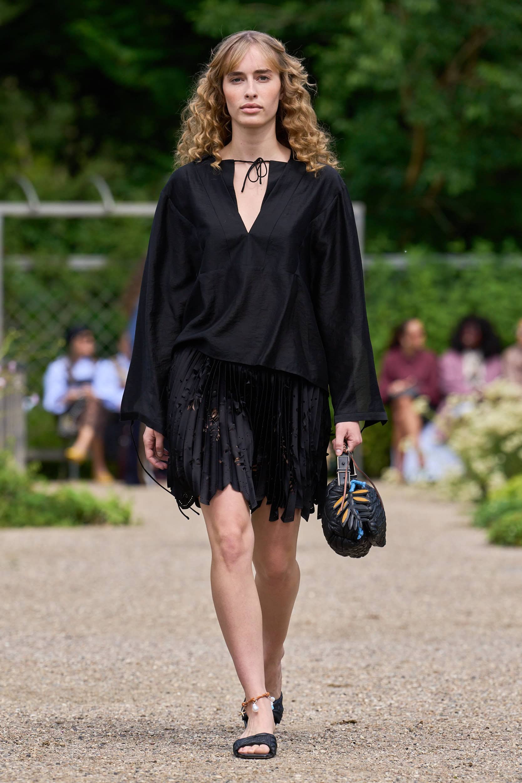 Munthe Full Lenght Spring 2026 Fashion Show 