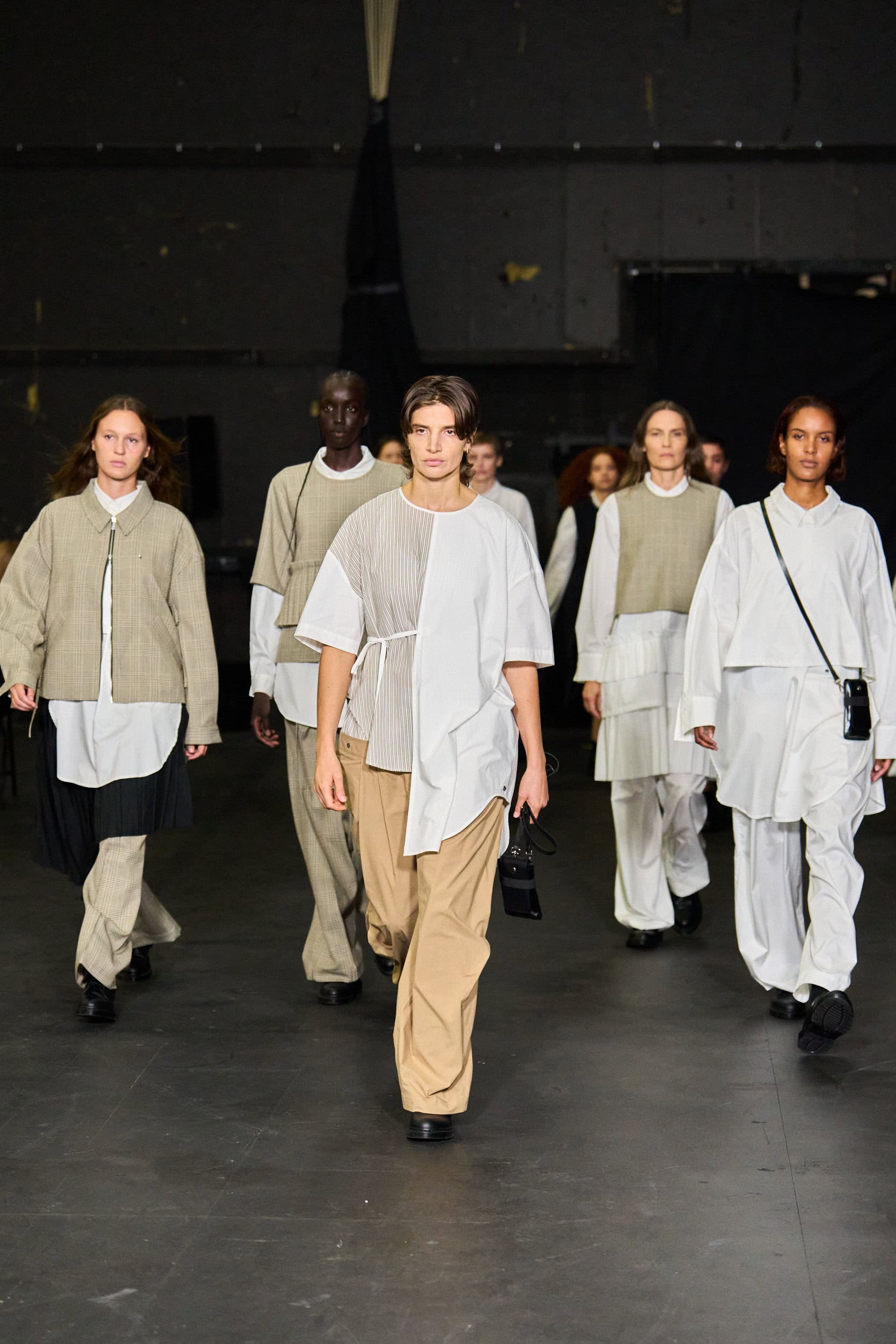 Stel Full Lenght Spring 2026 Fashion Show 