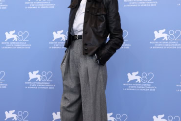 Charlotte Rampling in Saint Laurent by Anthony Vaccarello at "Father Mother Sister Brother" photocall - 82nd Venice Film Festival