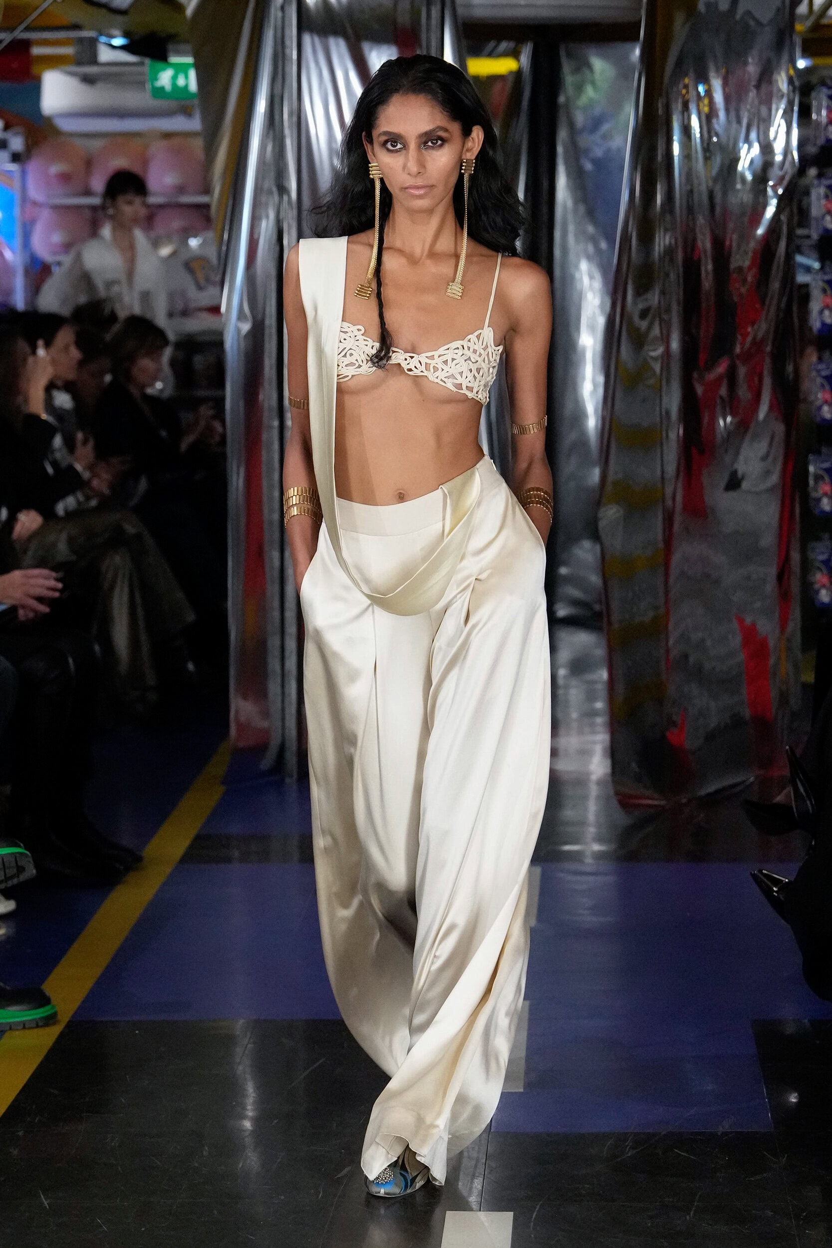 Ak Ok Anamika Khanna Spring 2026 Fashion Show