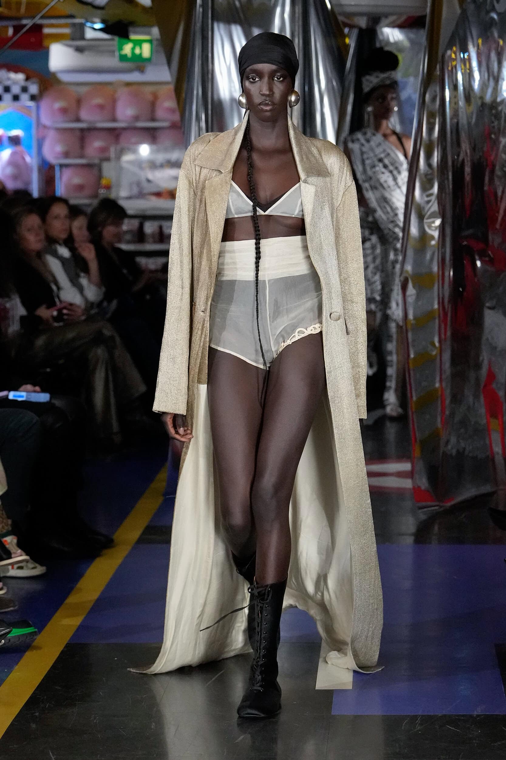 Ak Ok Anamika Khanna Spring 2026 Fashion Show