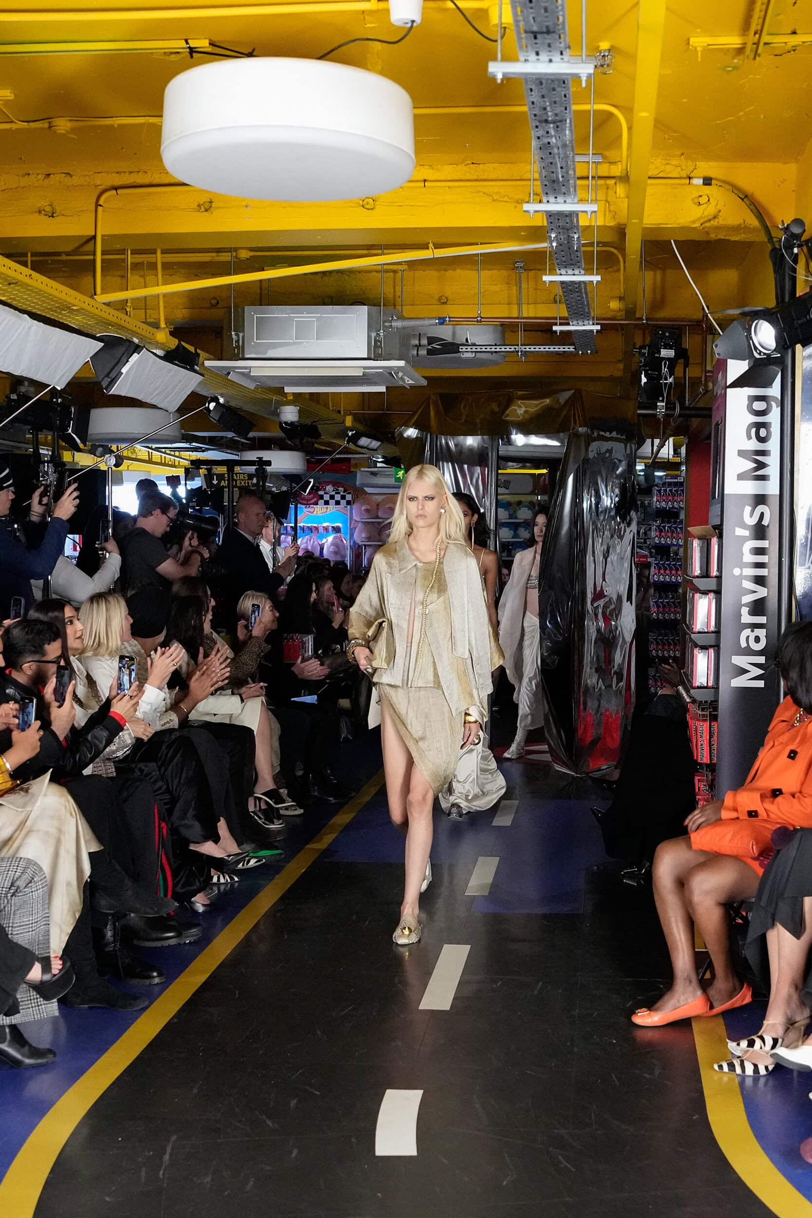 Ak Ok Anamika Khanna Spring 2026 Fashion Show