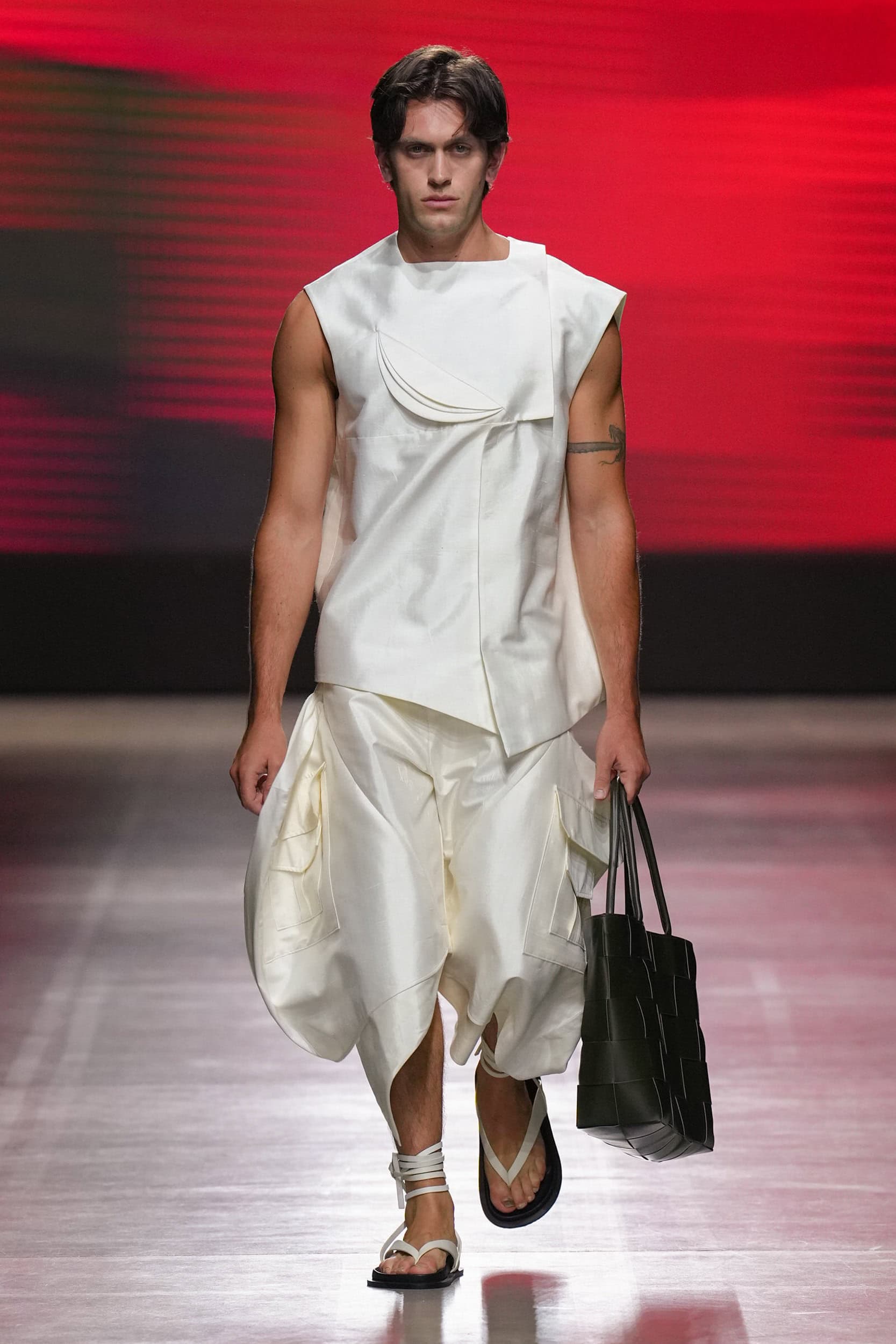 Phan Dang Hoang Spring 2026 Fashion Show