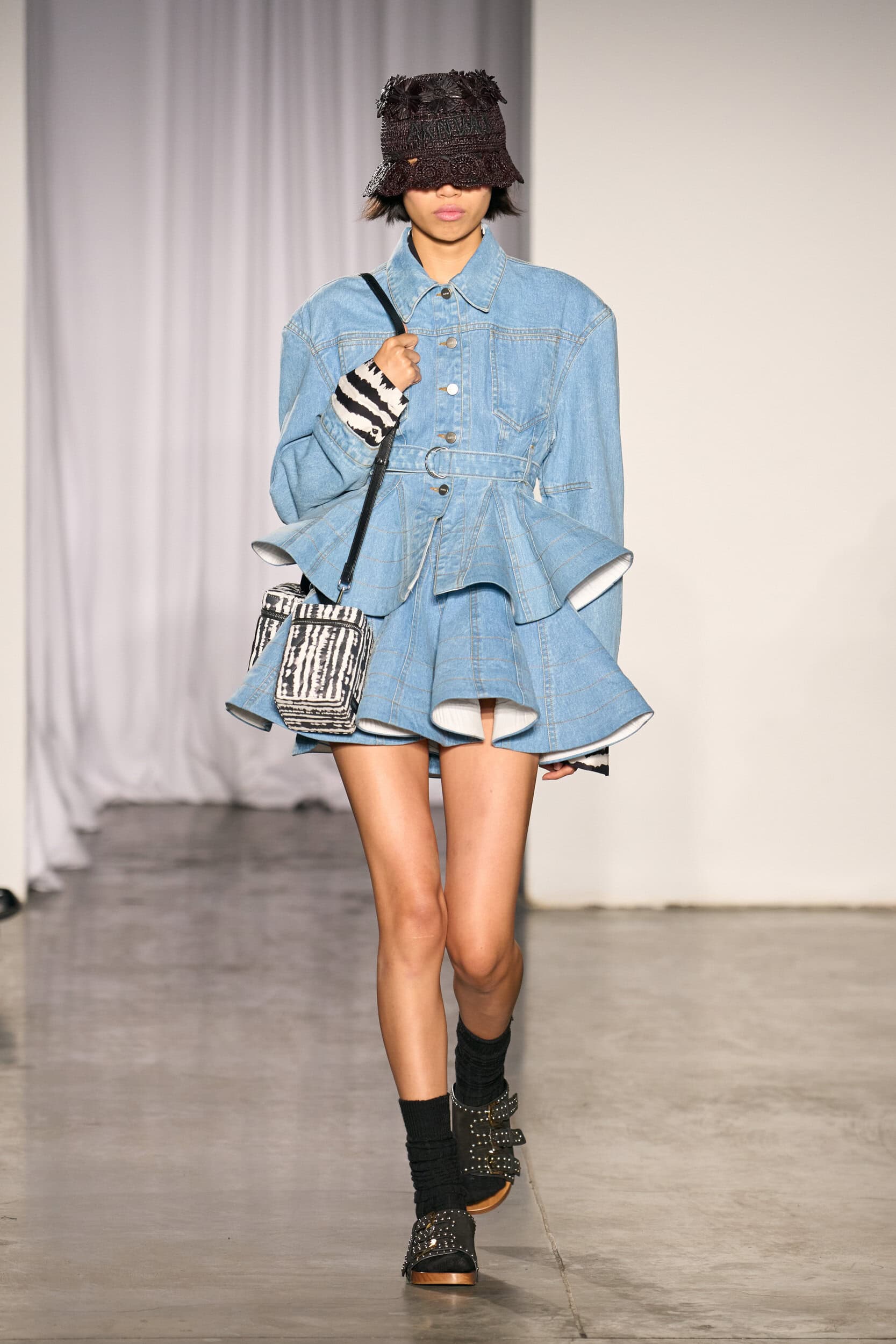 Aknvas Spring 2026 Fashion Show