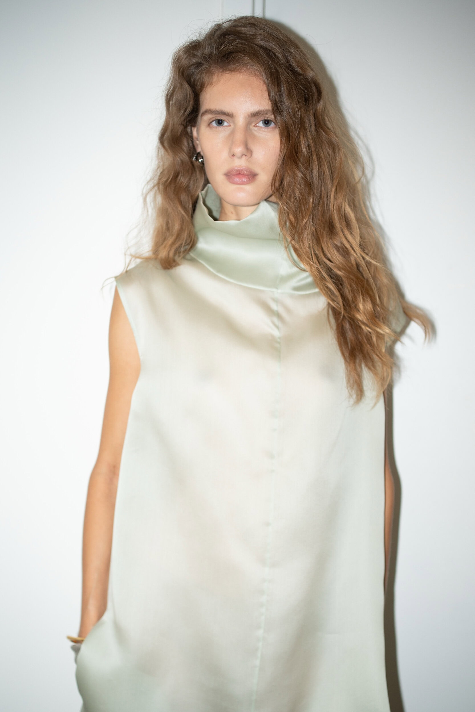 Altuzarra Spring 2026 Fashion Show Backstage