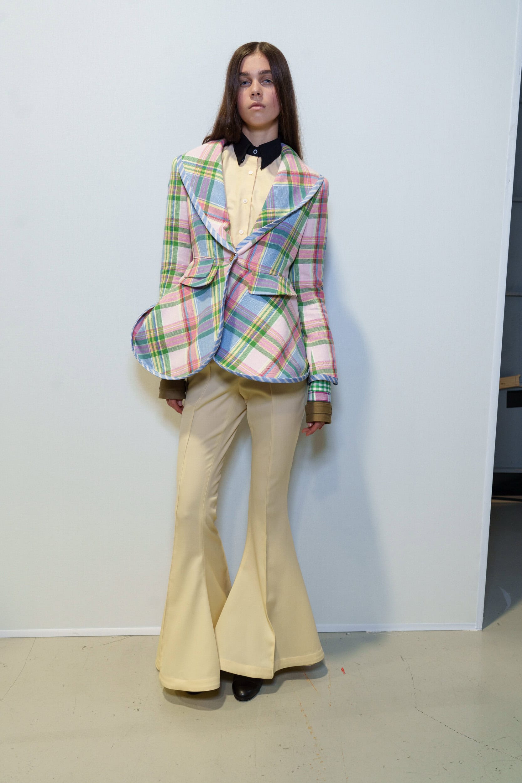 Anrealage Spring 2026 Fashion Show Backstage