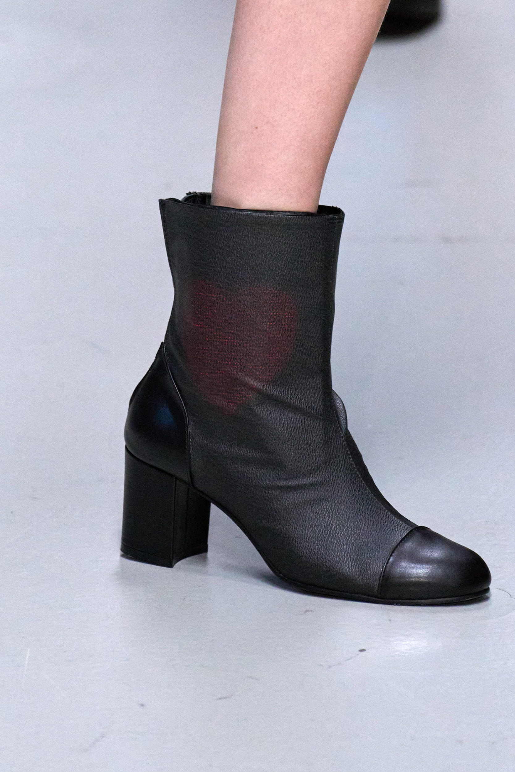 Anrealage Spring 2026 Fashion Show Details